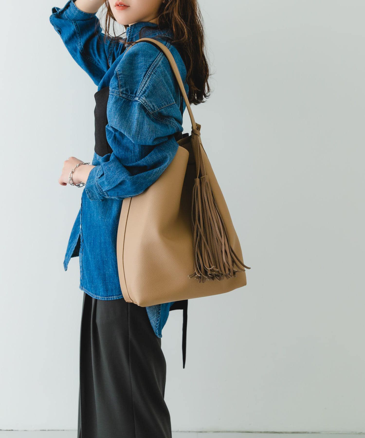 RODE SKO「タッセル付シンプルワンハンドルトート」|トートバッグ|