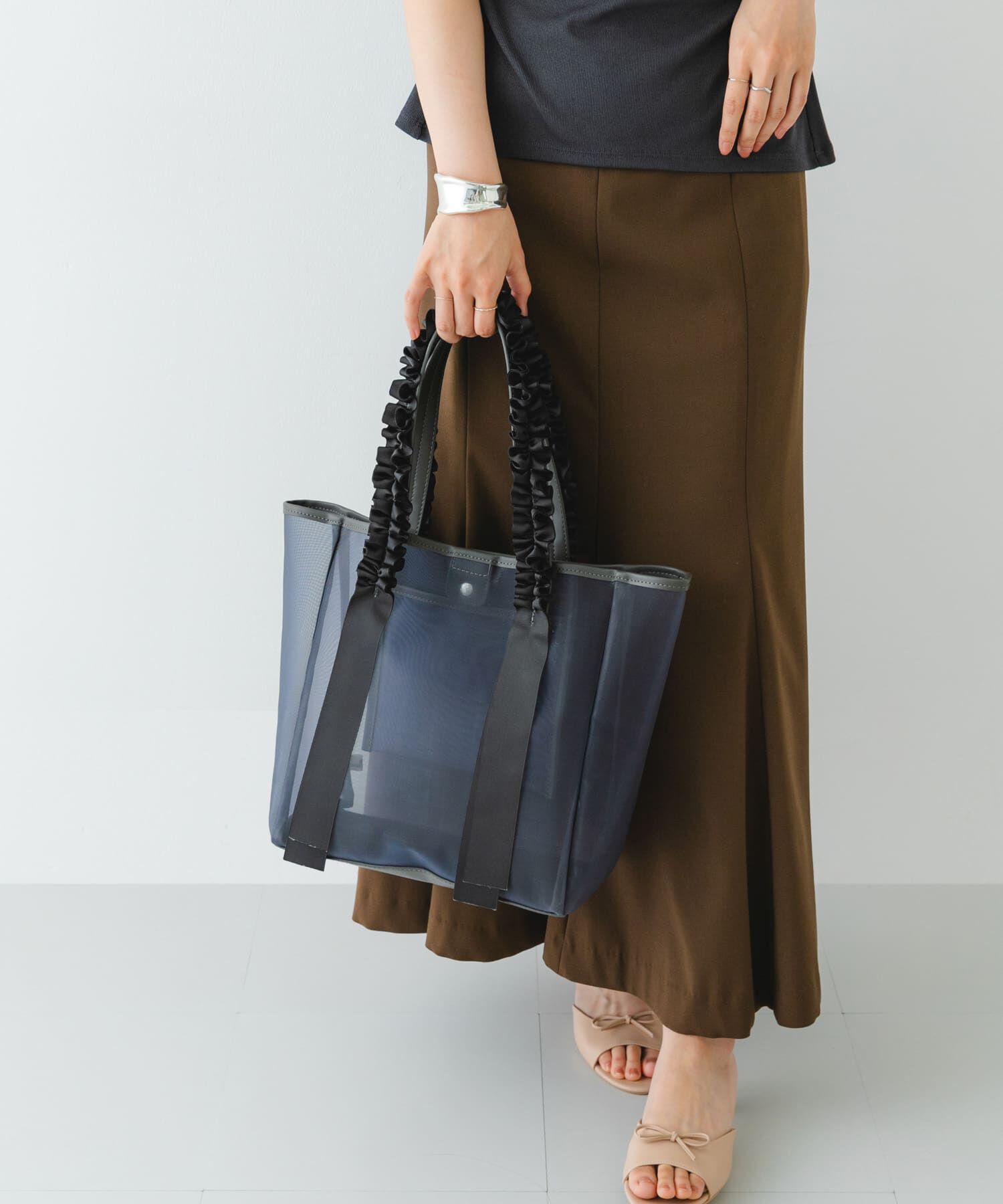 RODE SKO「フリルハンドルシアーバッグ」|トートバッグ|