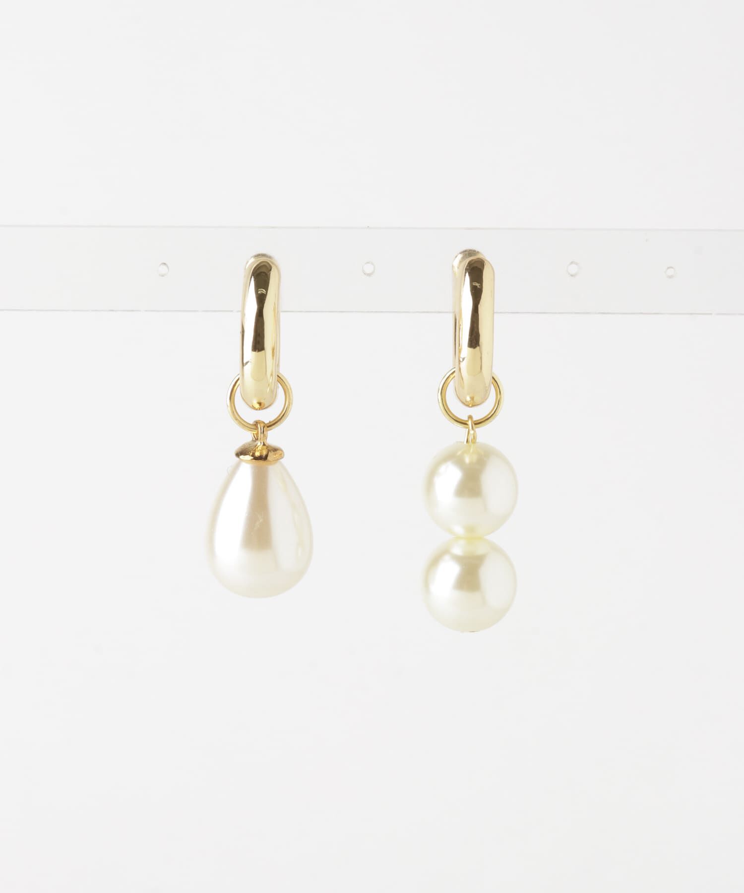 SMELLY「アシメパールクリップイヤリング」|イヤリング|