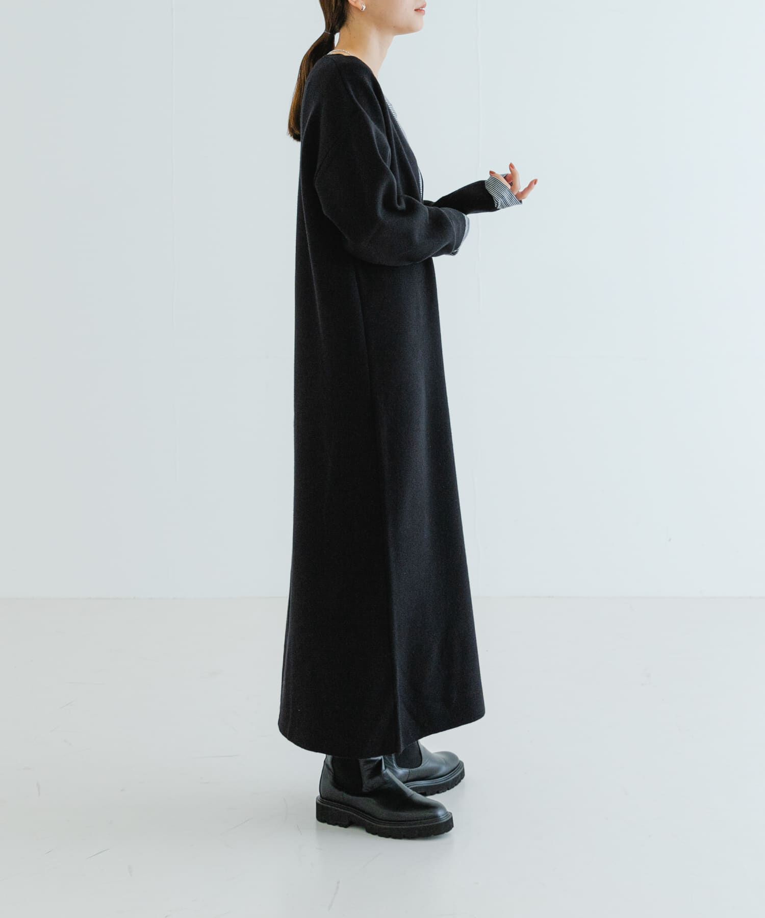 URBAN RESEARCH「深Vネックニットワンピース」|ワンピース|