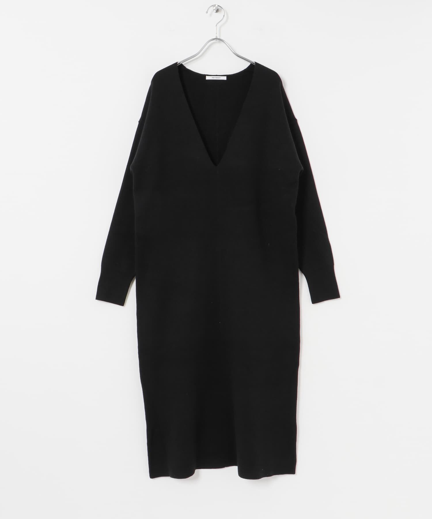 URBAN RESEARCH「深Vネックニットワンピース」|ワンピース|