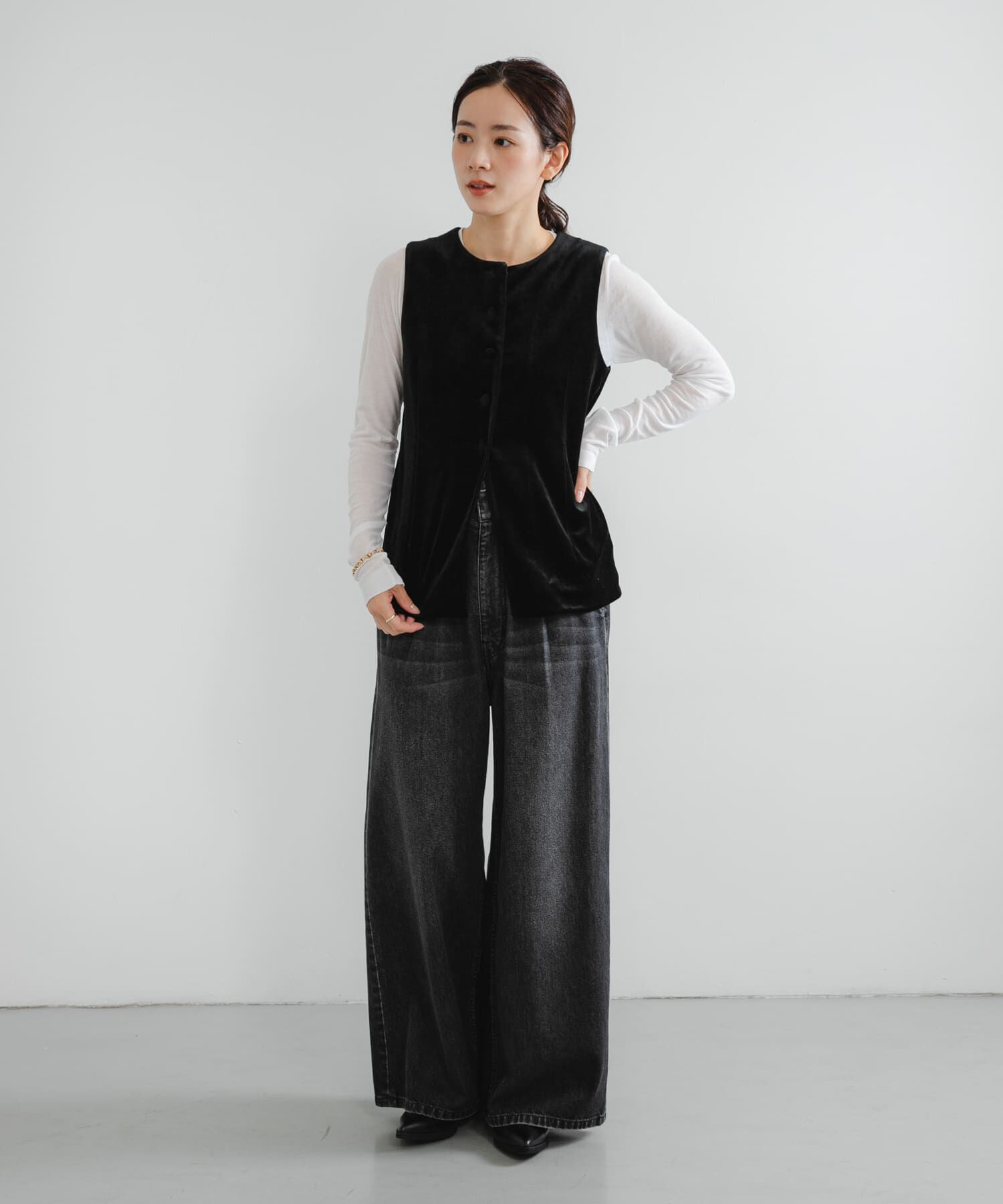 URBAN RESEARCH「ベロアジレ」|ベスト・ジレ|