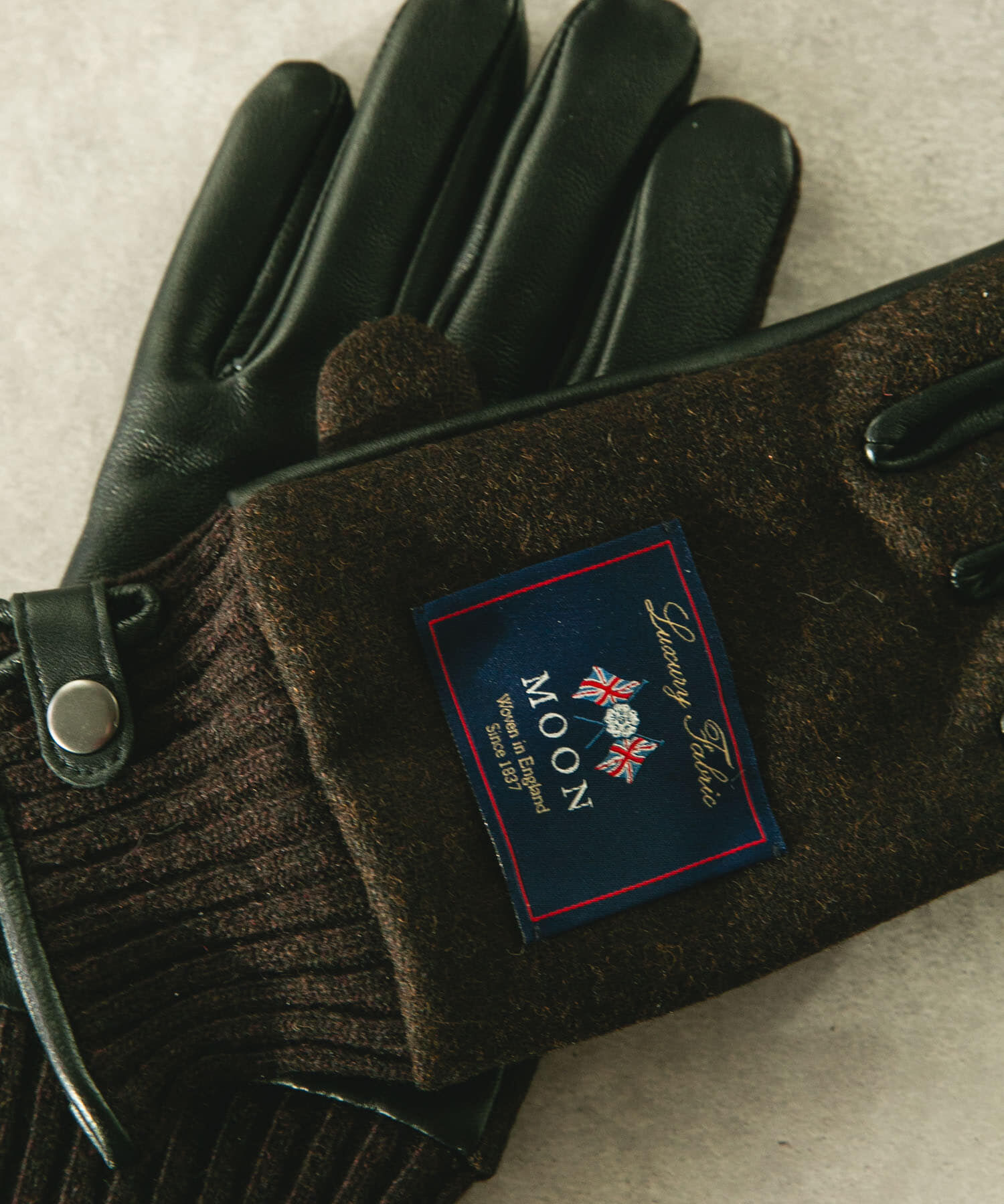 URBAN RESEARCH DOORS「MOONツイードレザーグローブ」|手袋|