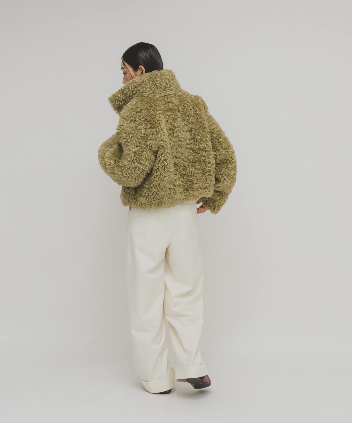  「フォルムボアジャケット」|ノーカラーコート|