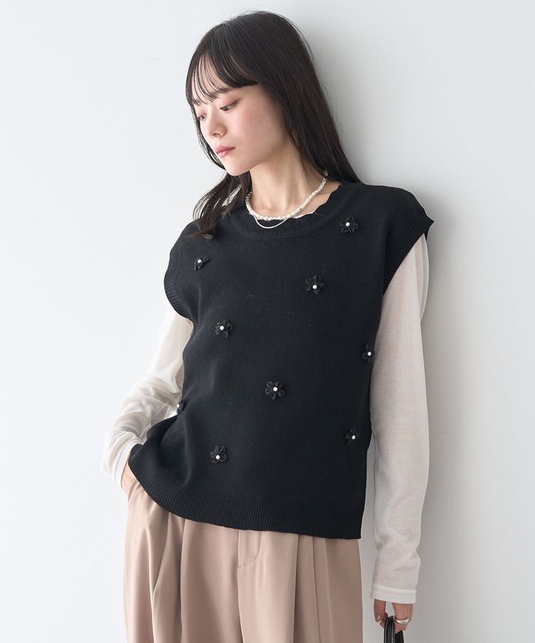 earth music&ecology「フラワーモチーフニットベスト」|ベスト・ジレ|