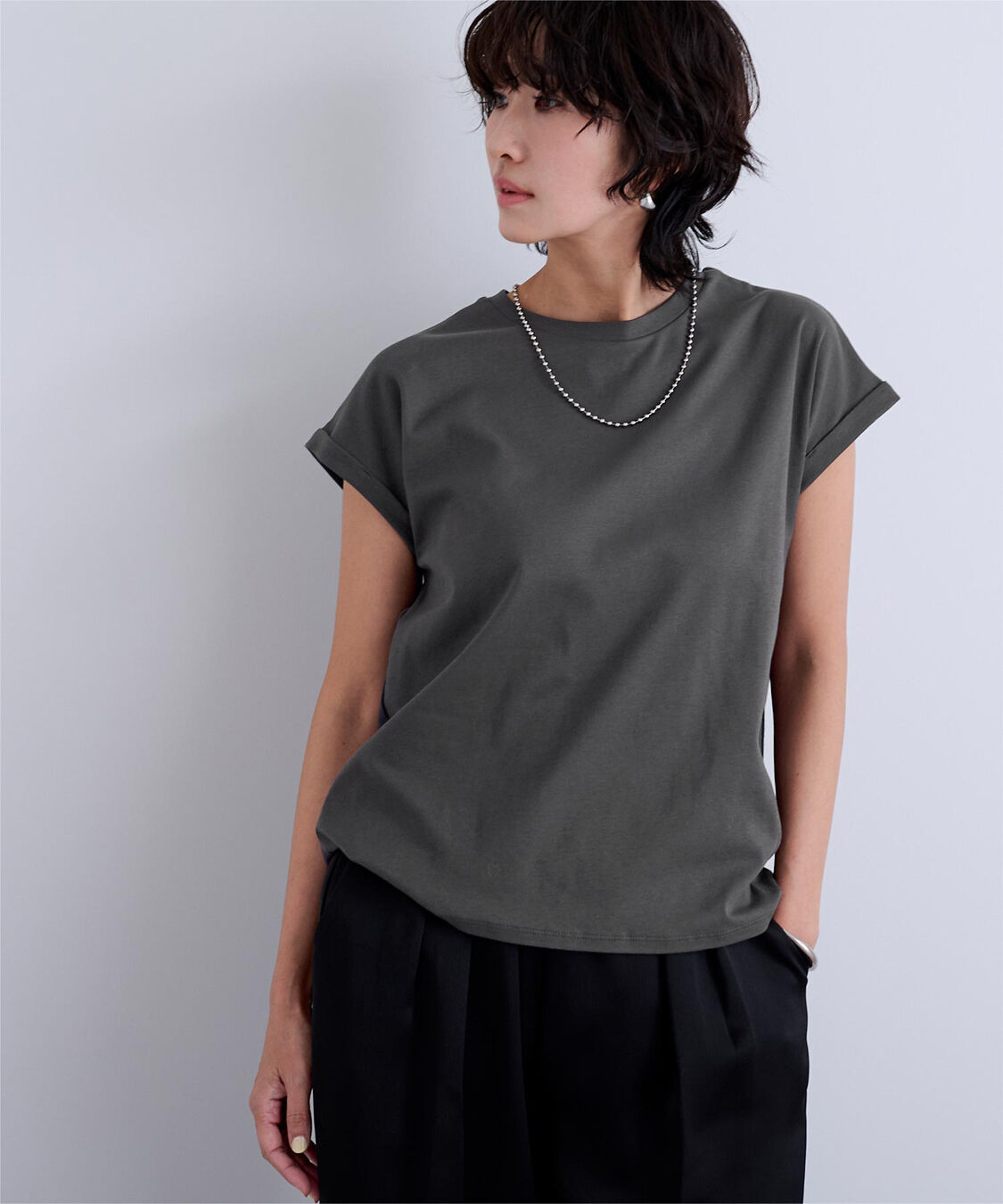 ur's「汗染み防止ダブルカフスTシャツ」|Tシャツ・カットソー|チャコール