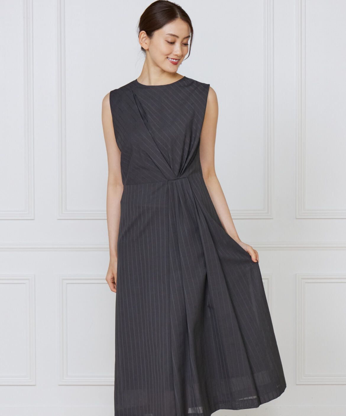 INED「《大きいサイズ》ウエストタックワンピース」|ワンピース|スミクロ5