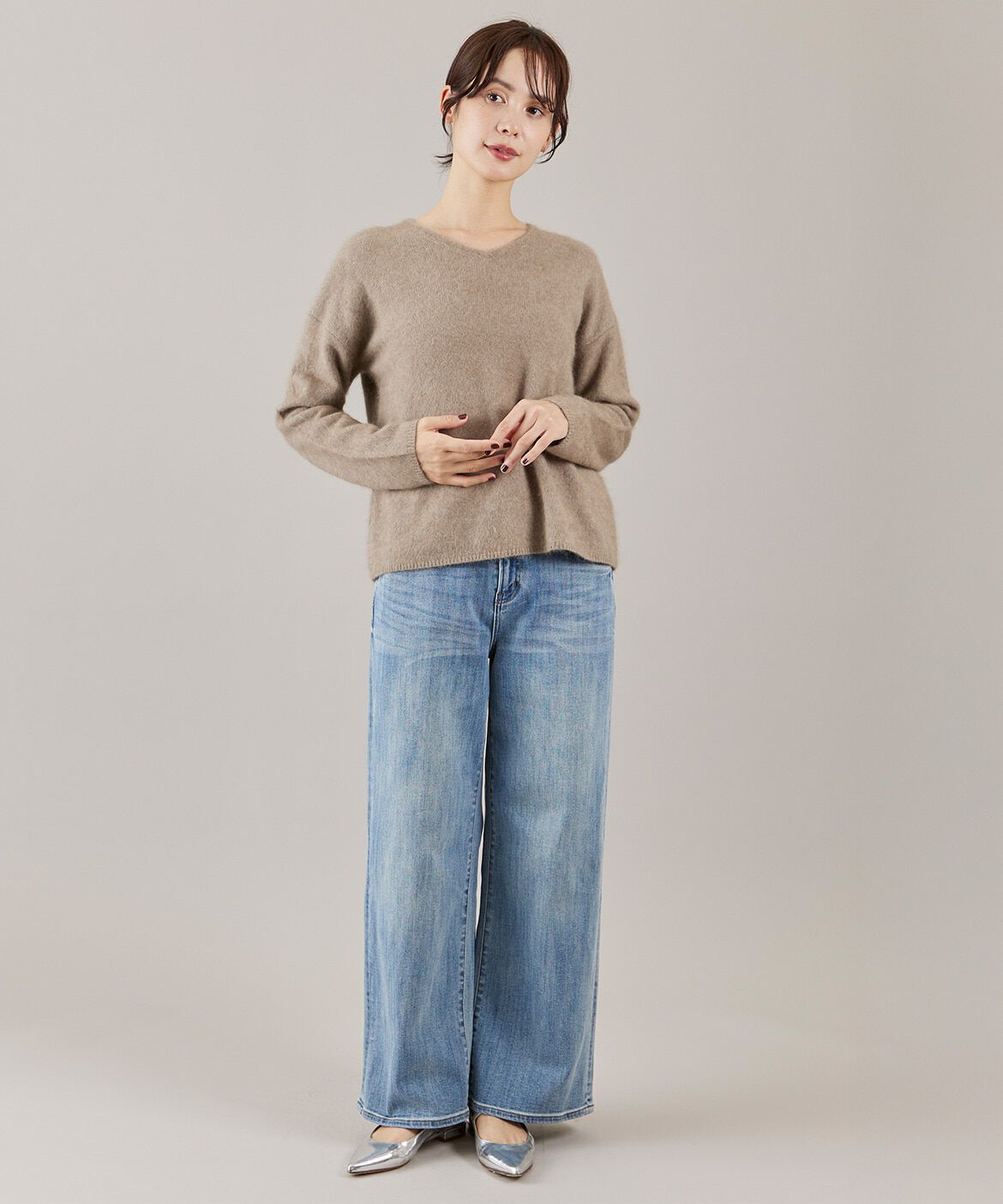 INED「《大きいサイズ》チャイニーズラクーンVネックニット」|ニット・セーター|