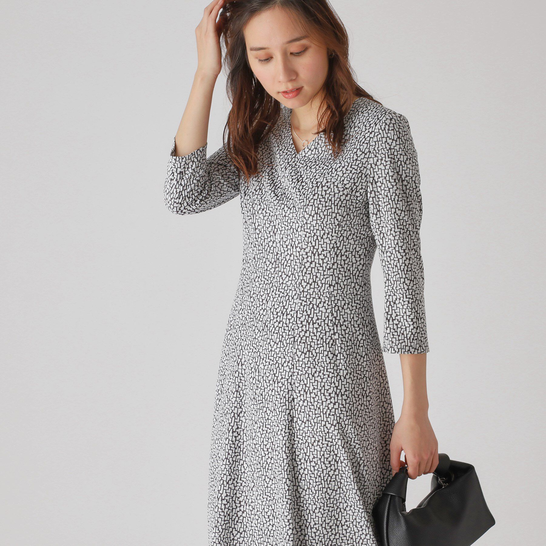 COUP DE CHANCE「【洗える／日本製】フレアワンピース」|ワンピース|チャコールグレー(4