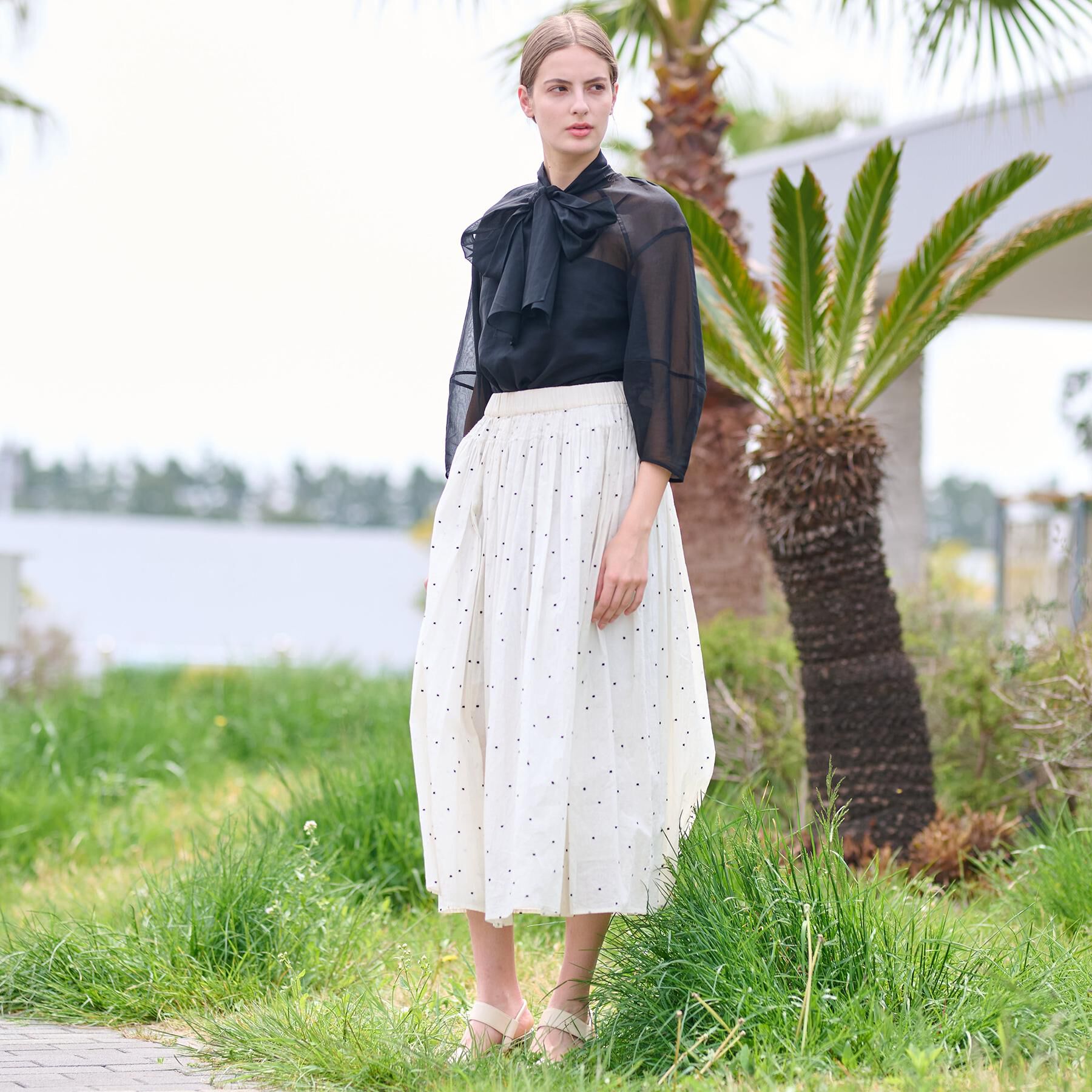 DRESSTERIOR「【2WAY/清涼感】袖ボリュームシア―ボウタイブラウス」|シャツ・ブラウス|