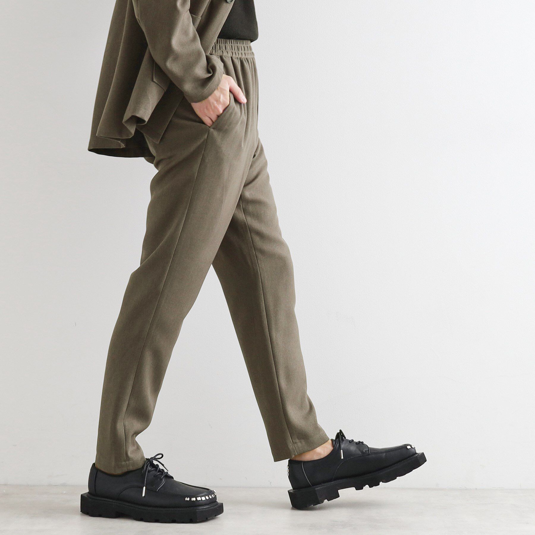 tk.TAKEO KIKUCHI「【セットアアップ対応】ポリツイルテーパードパンツ」|その他|