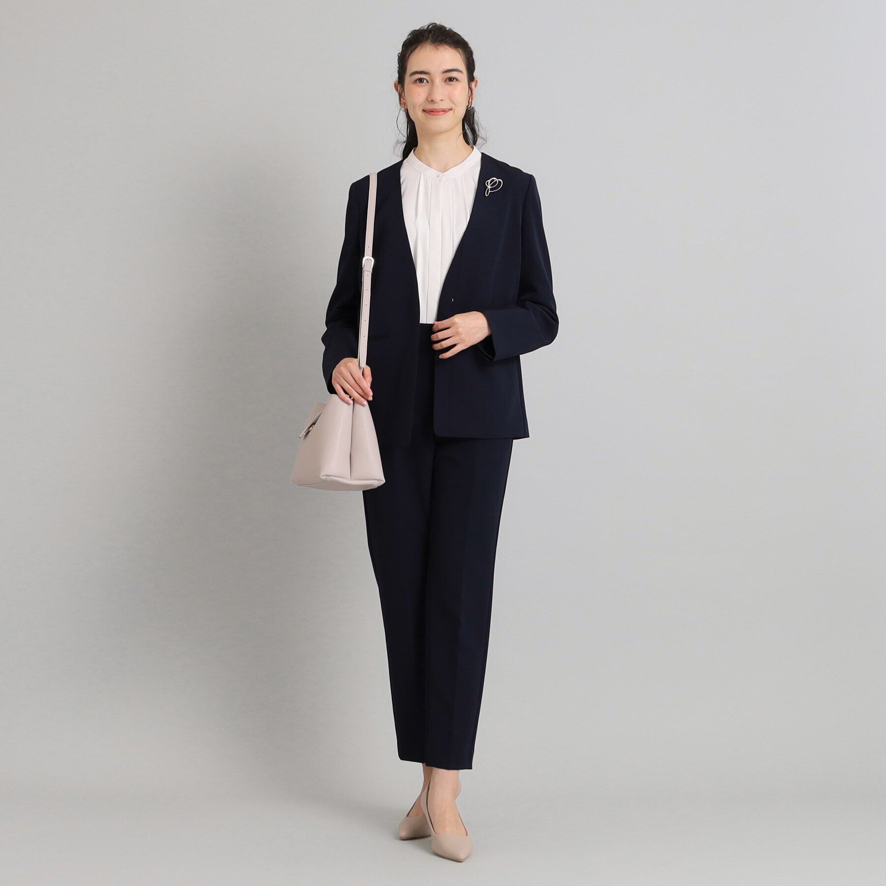 OPAQUE.CLIP「≪通勤・セレモニー/セットアップ対応≫ Vネックジャケット/ダブルクロス【洗濯機洗い可】」|ノーカラージャケット|