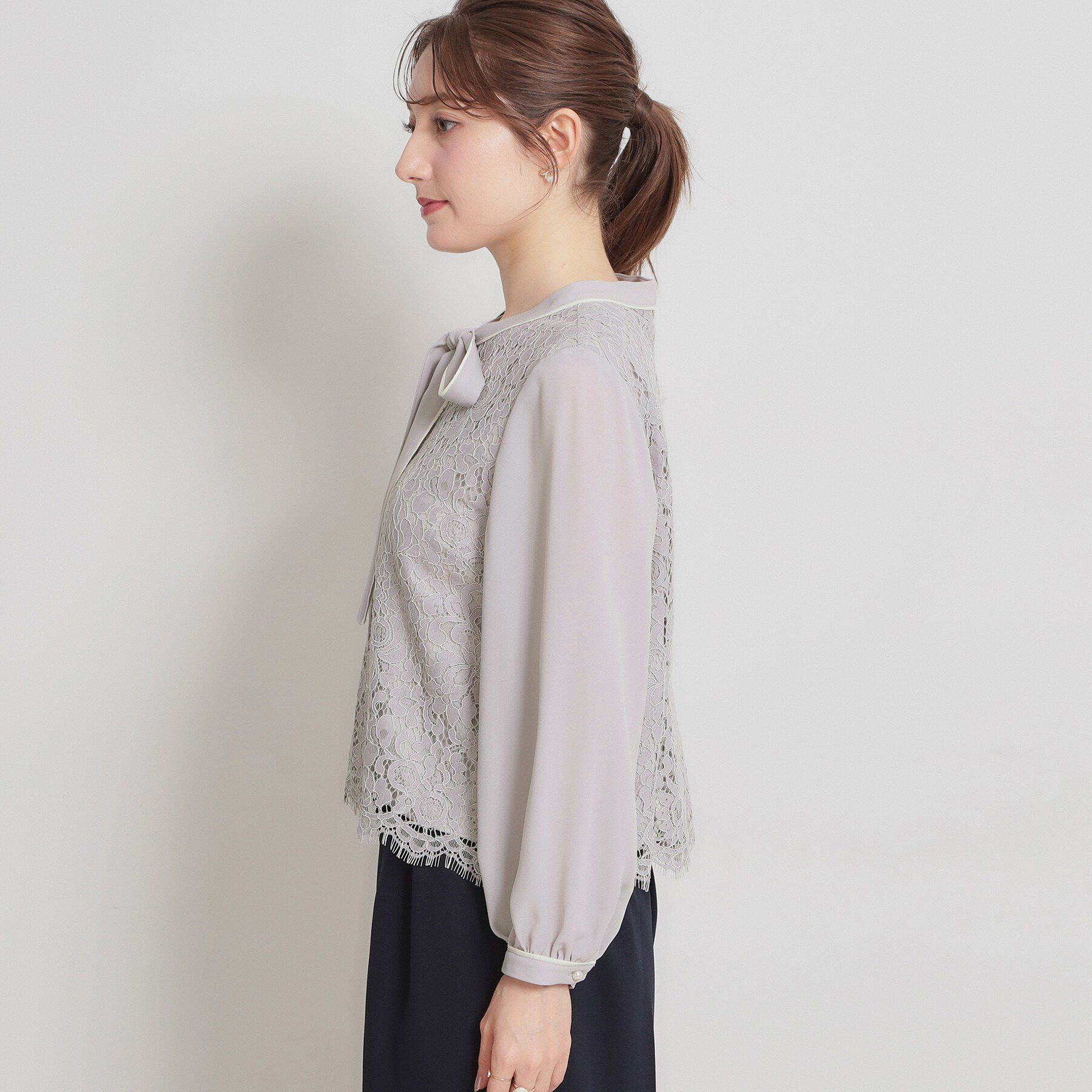 Couture broach「【洗える・通勤】フラワーレースブラウス」|シャツ・ブラウス|