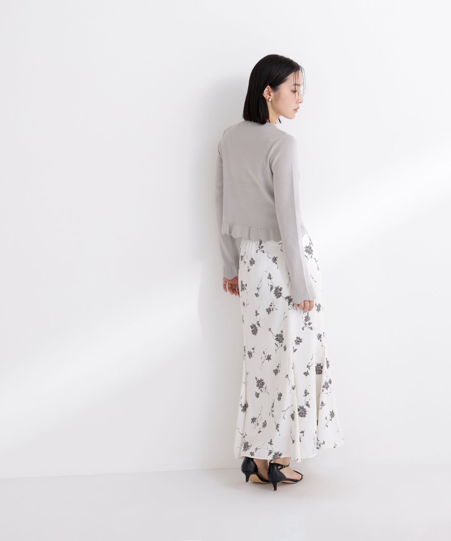  「メタルボタンフリルカーディガン」|ニット・セーター|