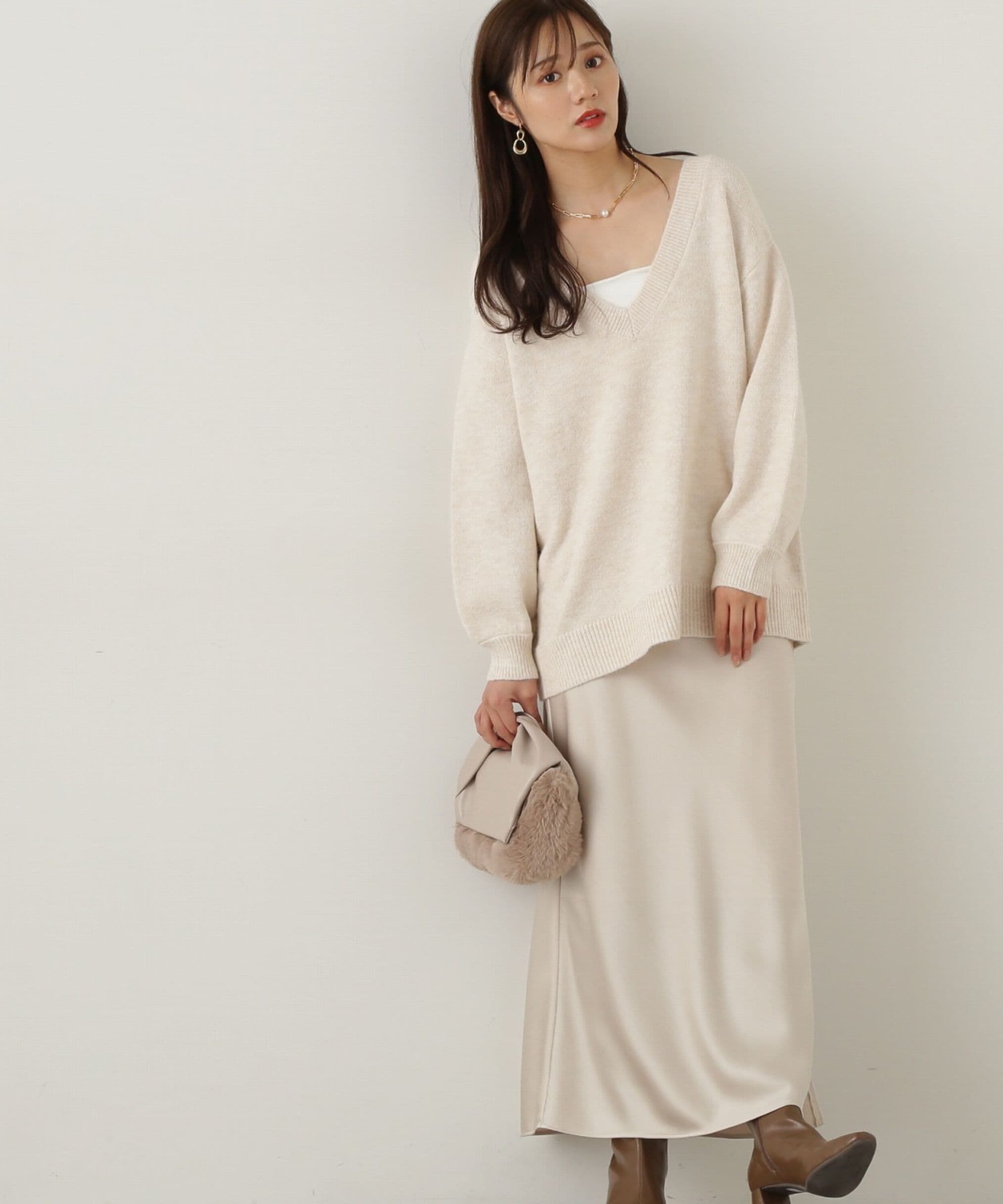 PROPORTION BODY DRESSING「スリット入りサテンナロースカート　24AW」|スカート|