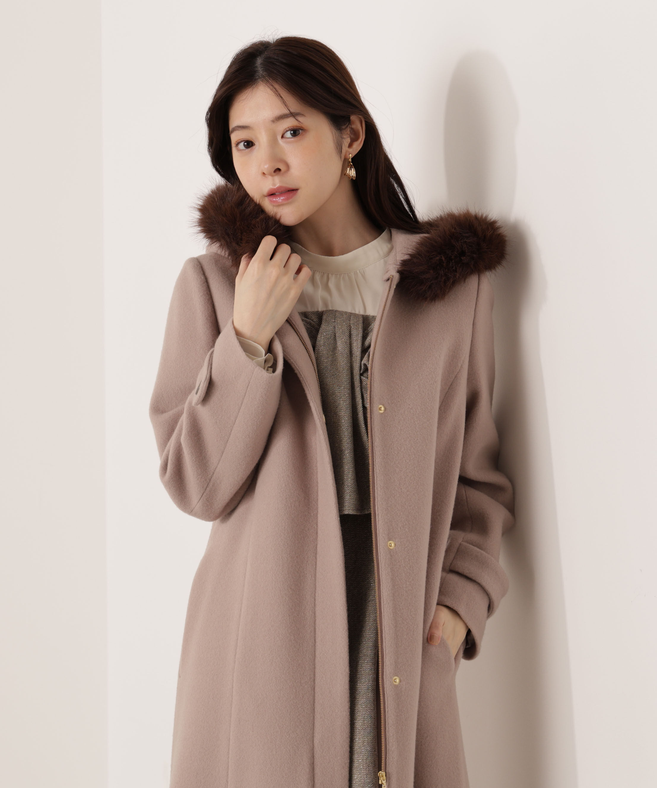 PROPORTION BODY DRESSING「モッサフードフェイクファーロングコート 25AW」|その他|