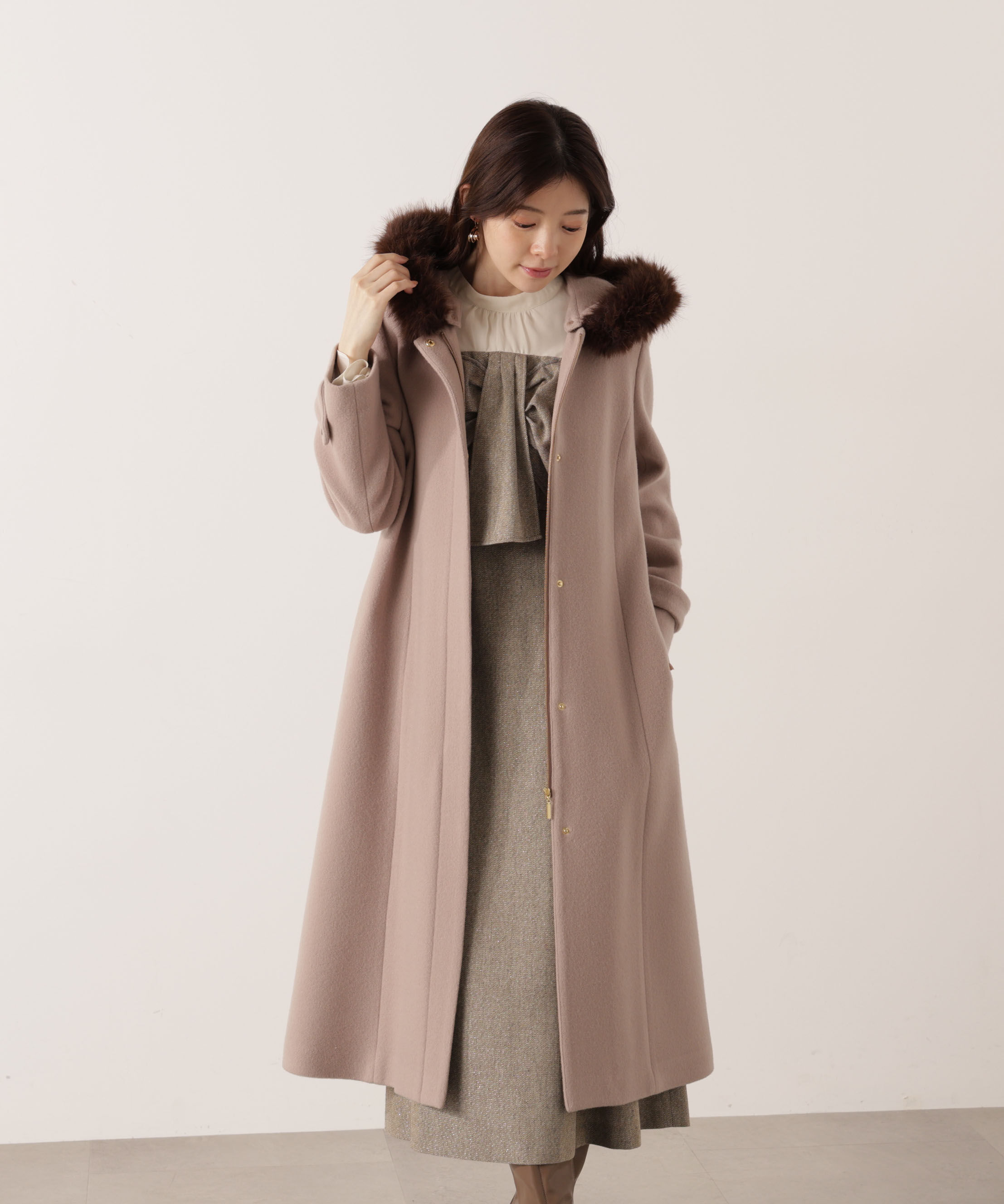 PROPORTION BODY DRESSING「モッサフードフェイクファーロングコート 25AW」|その他|