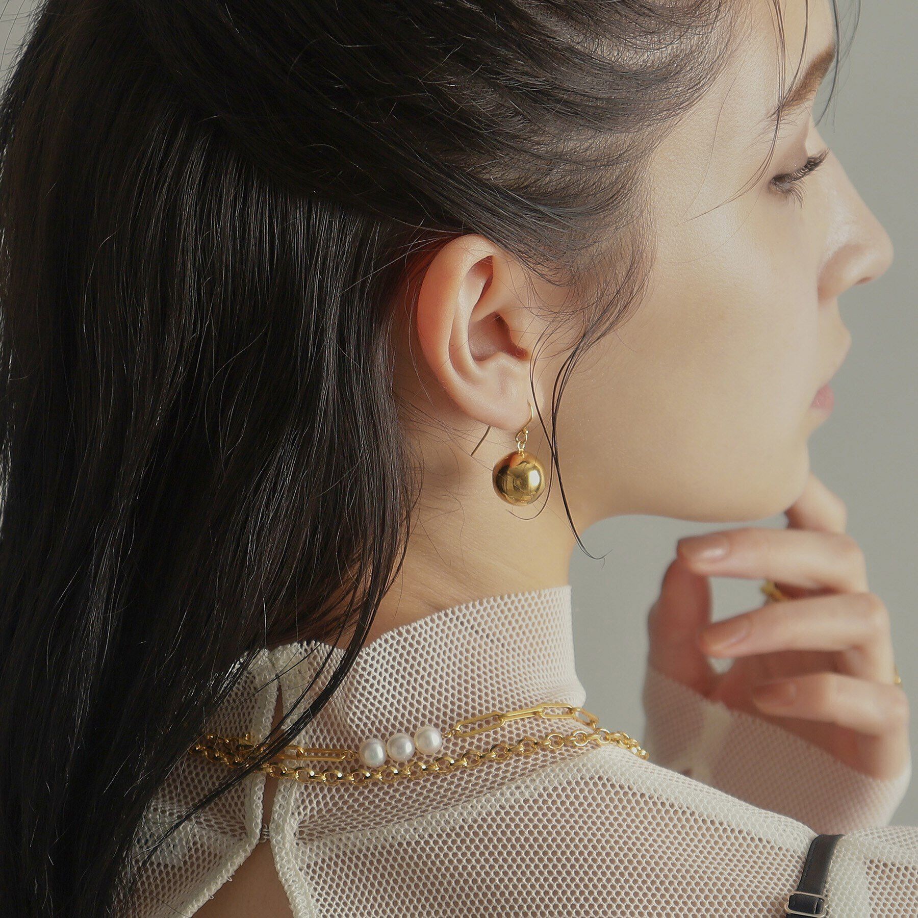 COCOSHNIK ONKITSCH「シルバー フラットケーブルチェーン パールステーションネックレス GP」|ネックレス|