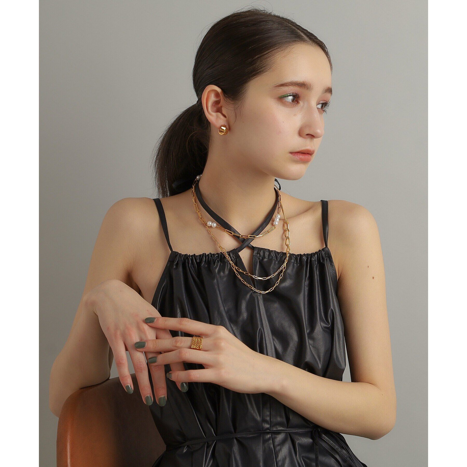 COCOSHNIK ONKITSCH「シルバー フラットケーブルチェーン パールステーションネックレス GP」|ネックレス|