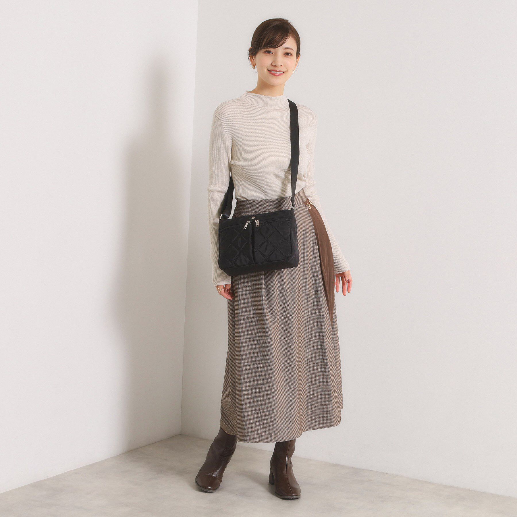 ITS&rsquo;DEMO「【10ポケット】収納アドバイザーキルトミニショルダー」|ショルダー・メッセンジャー|