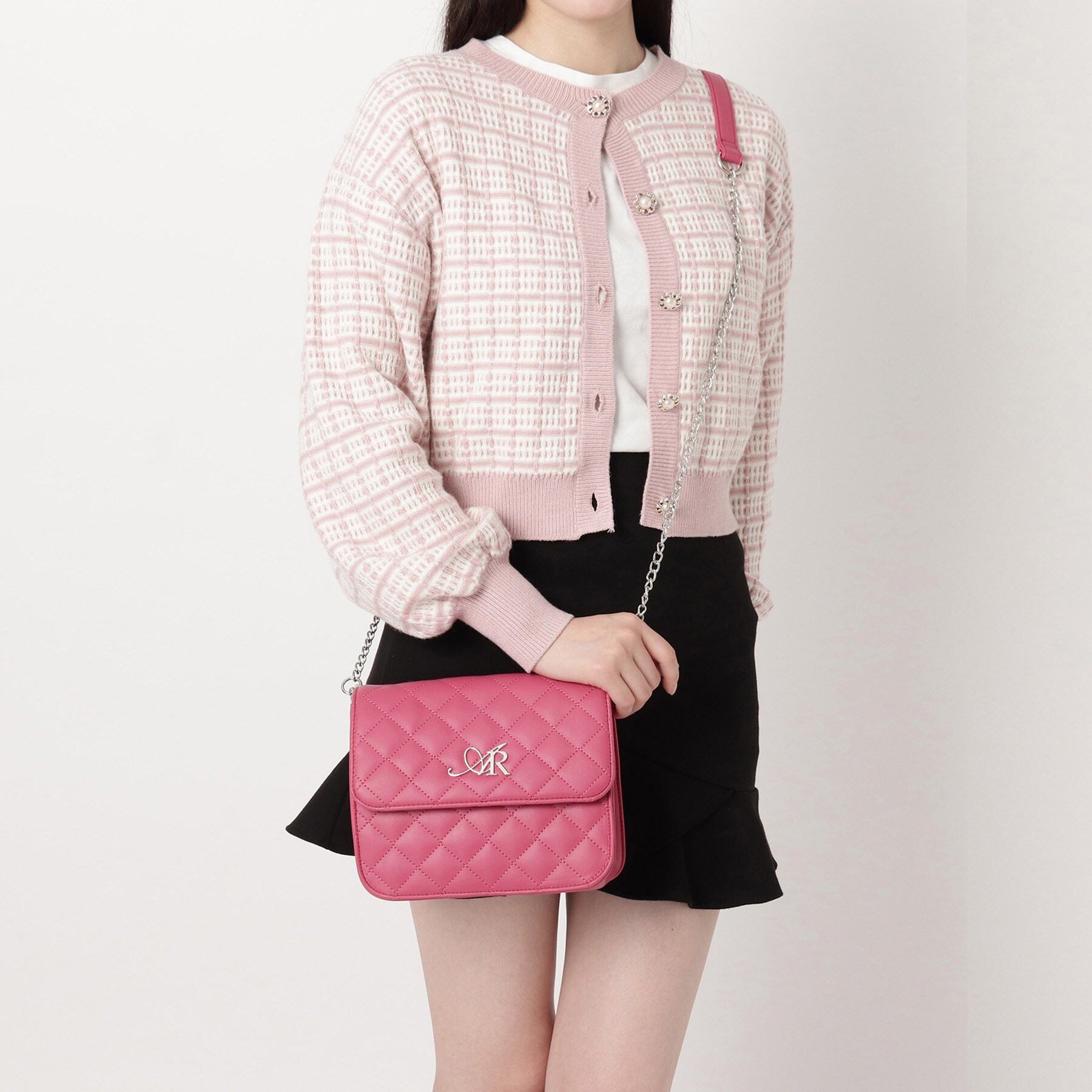 Ober Tashe「ロゴ キルトショルダーバッグ」|ショルダー・メッセンジャー|