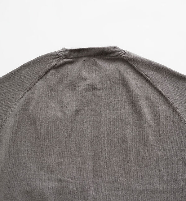 休日と詩「小さなポケットのニット」|ニット・セーター|