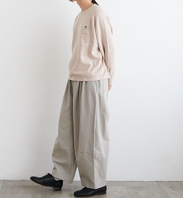 休日と詩「小さなポケットのニット」|ニット・セーター|