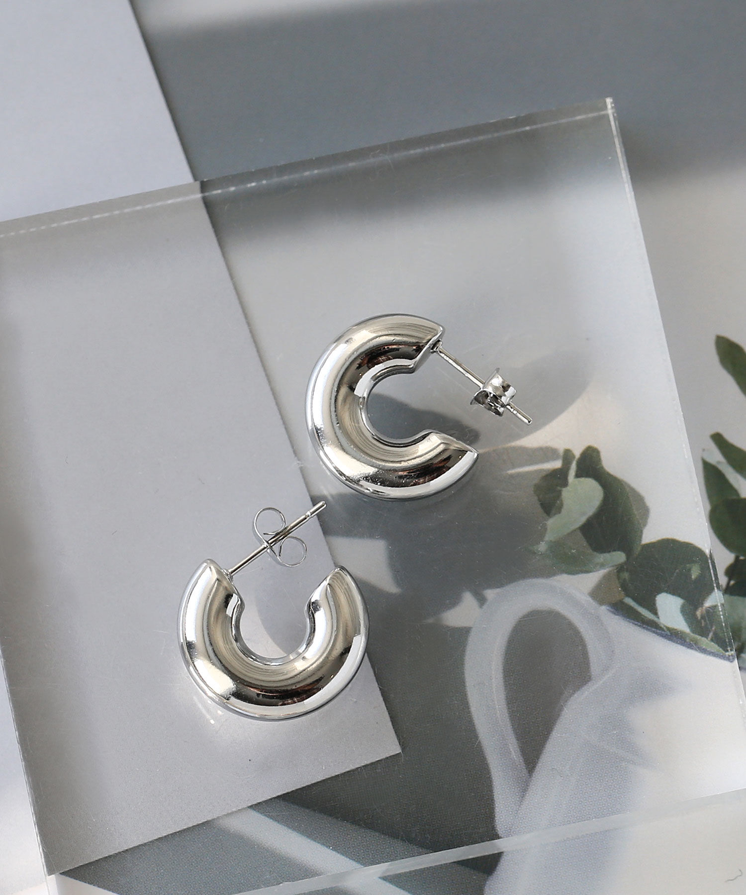 colleca la「[stainless]ステンレス・プランプフープピアス〈金属アレルギー対応〉」|ピアス|シルバー