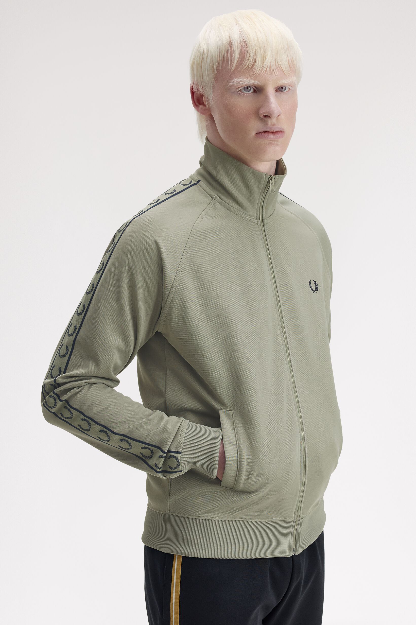 FRED PERRY 「Contrast Tape Track Jacket」|ブルゾン・スタジャン|
