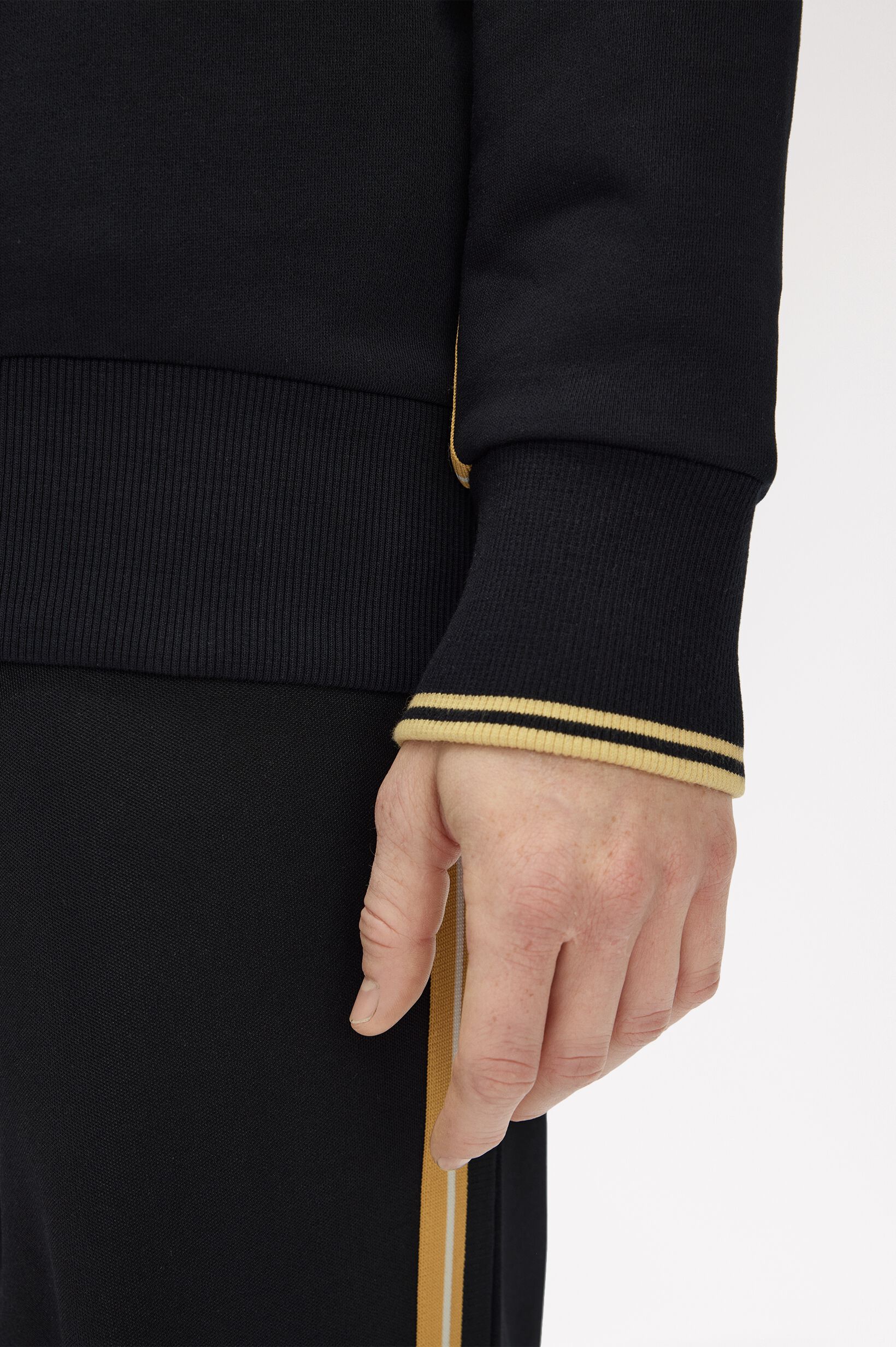 FRED PERRY 「Stripe Tape Half Zip Sweatshirt」|スウェット・ジャージ|