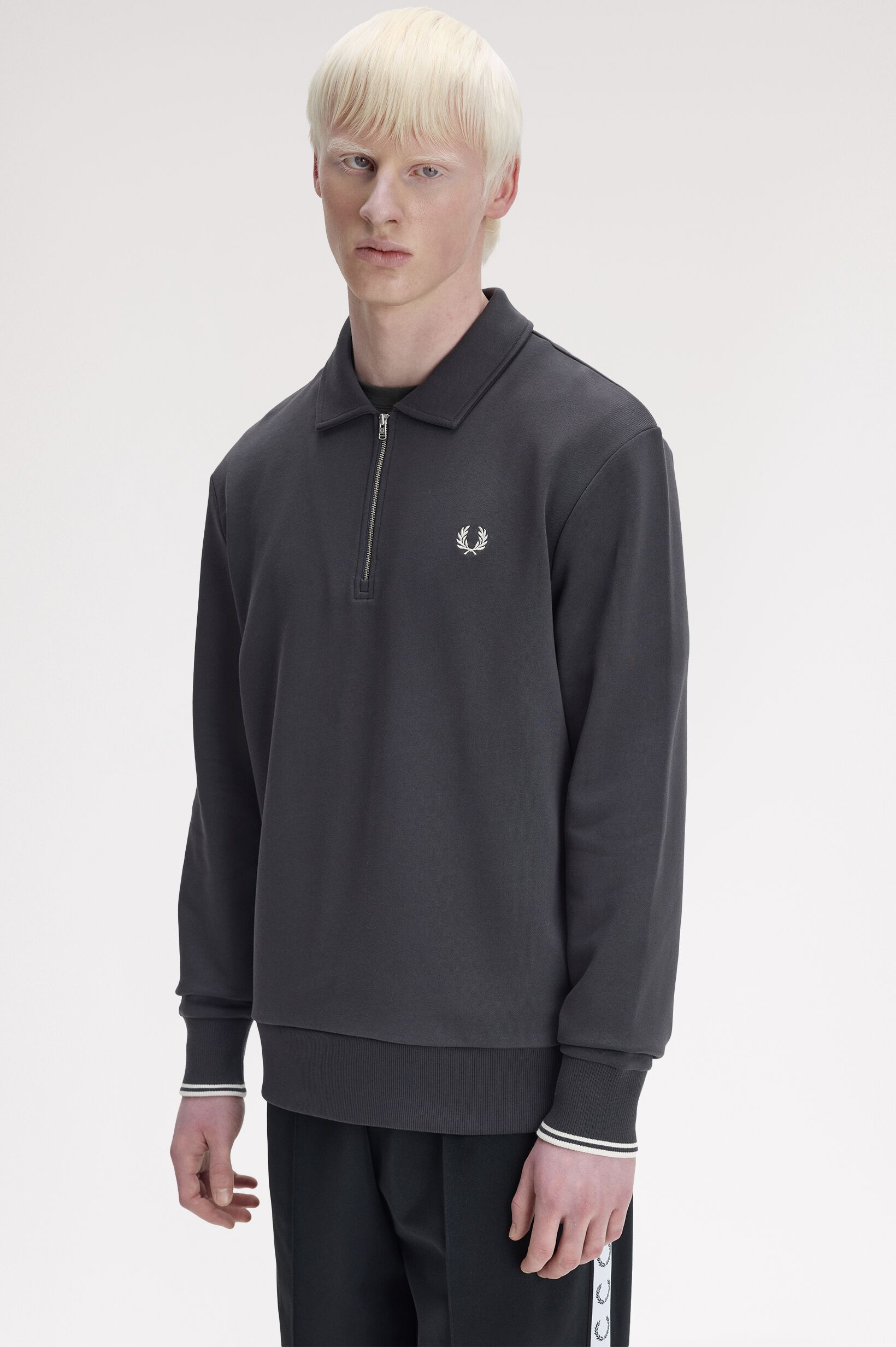 FRED PERRY 「Half Zip Collared Sweatshirt」|スウェット・ジャージ|