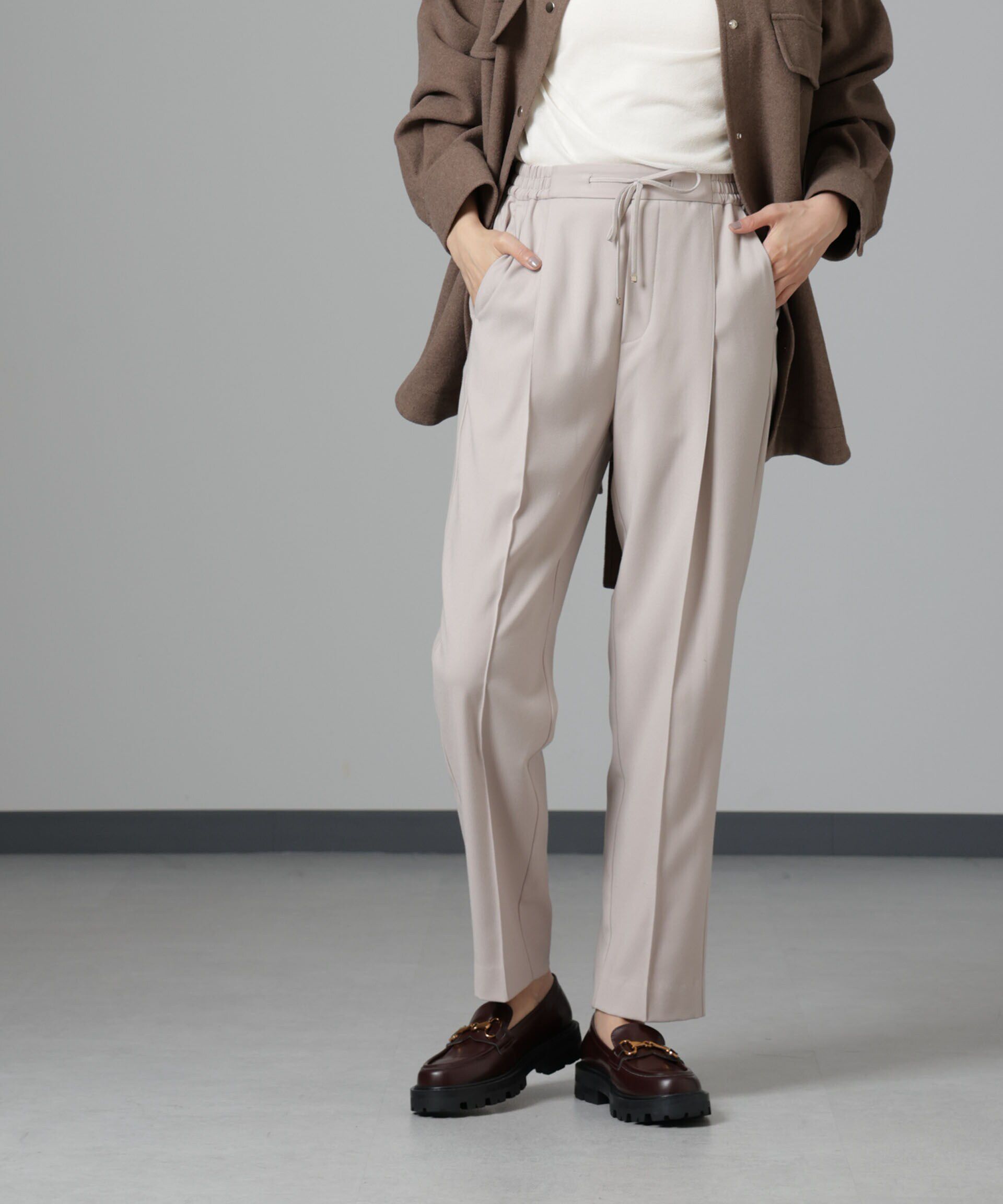 nano･universe「ウラキモウ ピンタックイージーテーパードパンツ」|チノ|