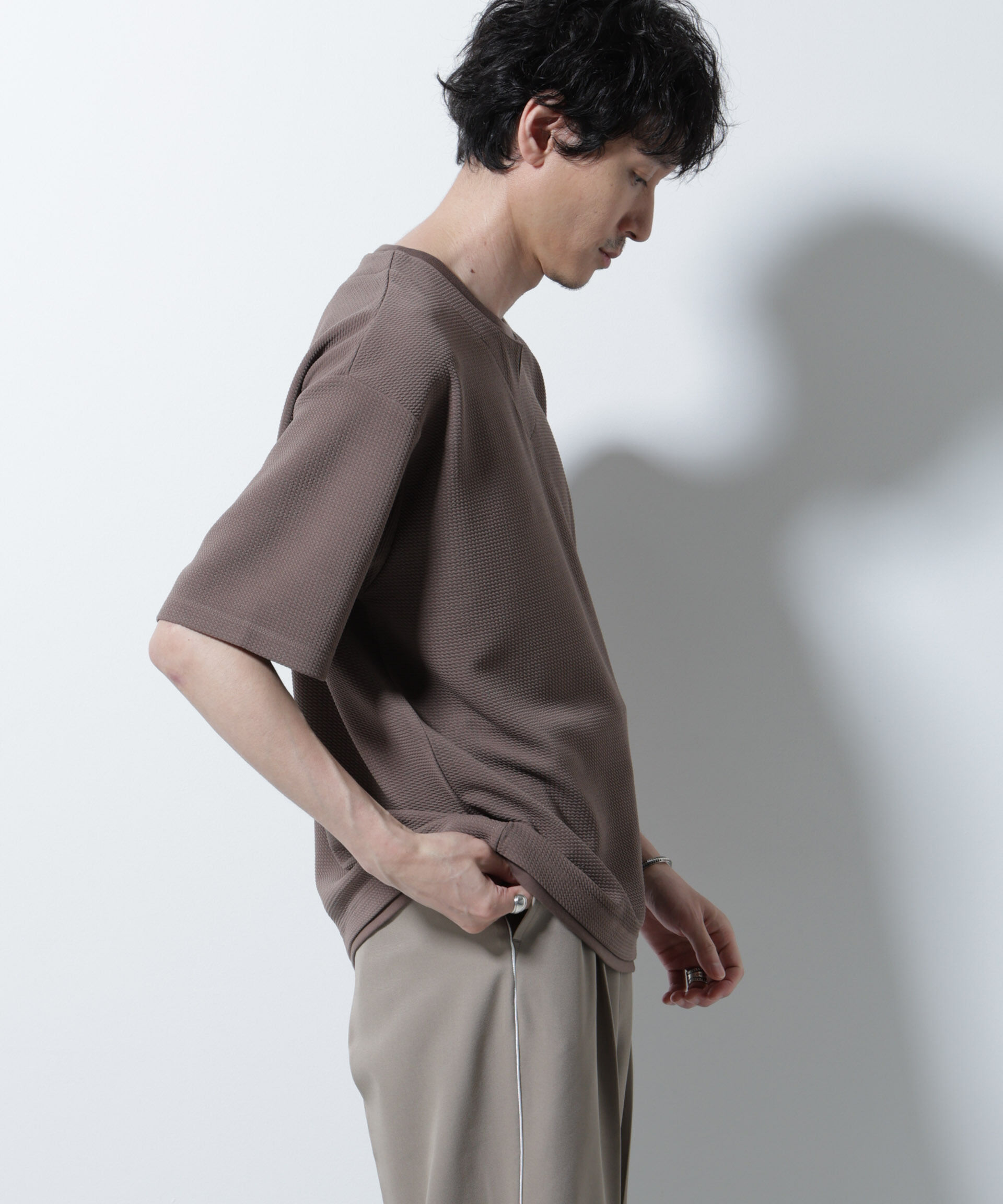 nano･universe「フェイクレイヤードキーネックTシャツ 半袖」|Tシャツ・カットソー|