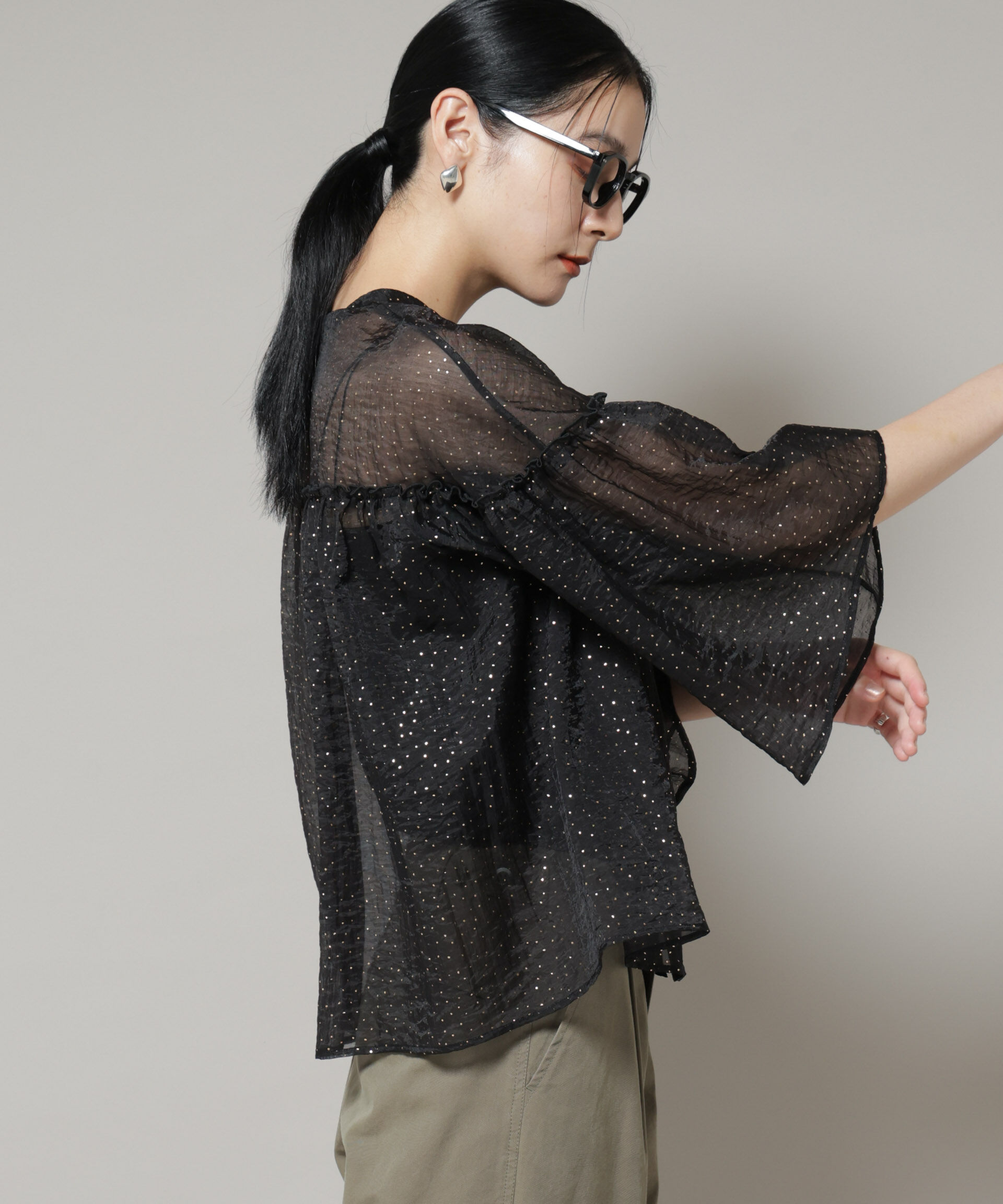 nano･universe「グリッタードットギャザーブラウス」|シャツ・ブラウス|