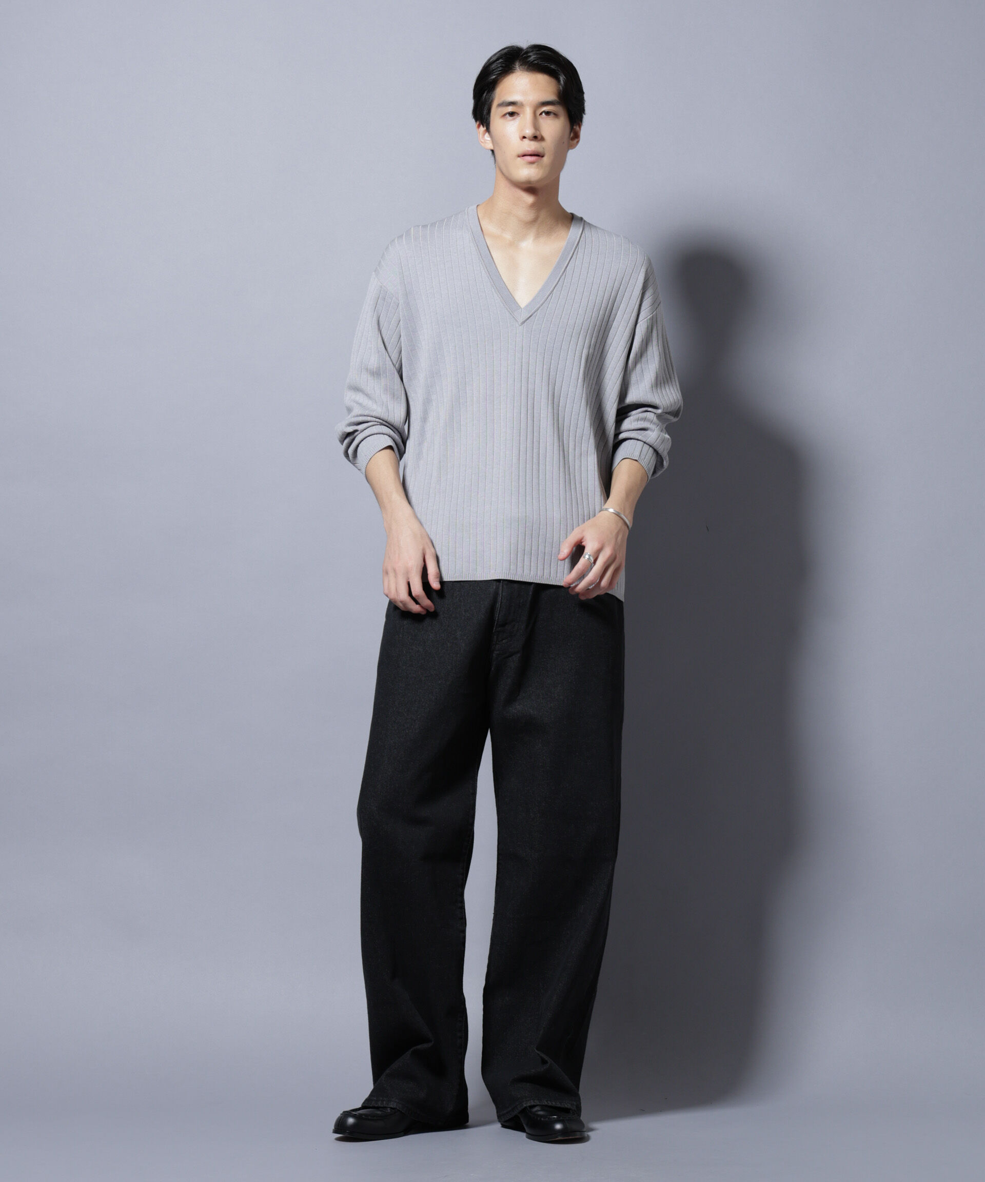 nano･universe「CICA&UVカット リブニットVネック」|ニット・セーター|