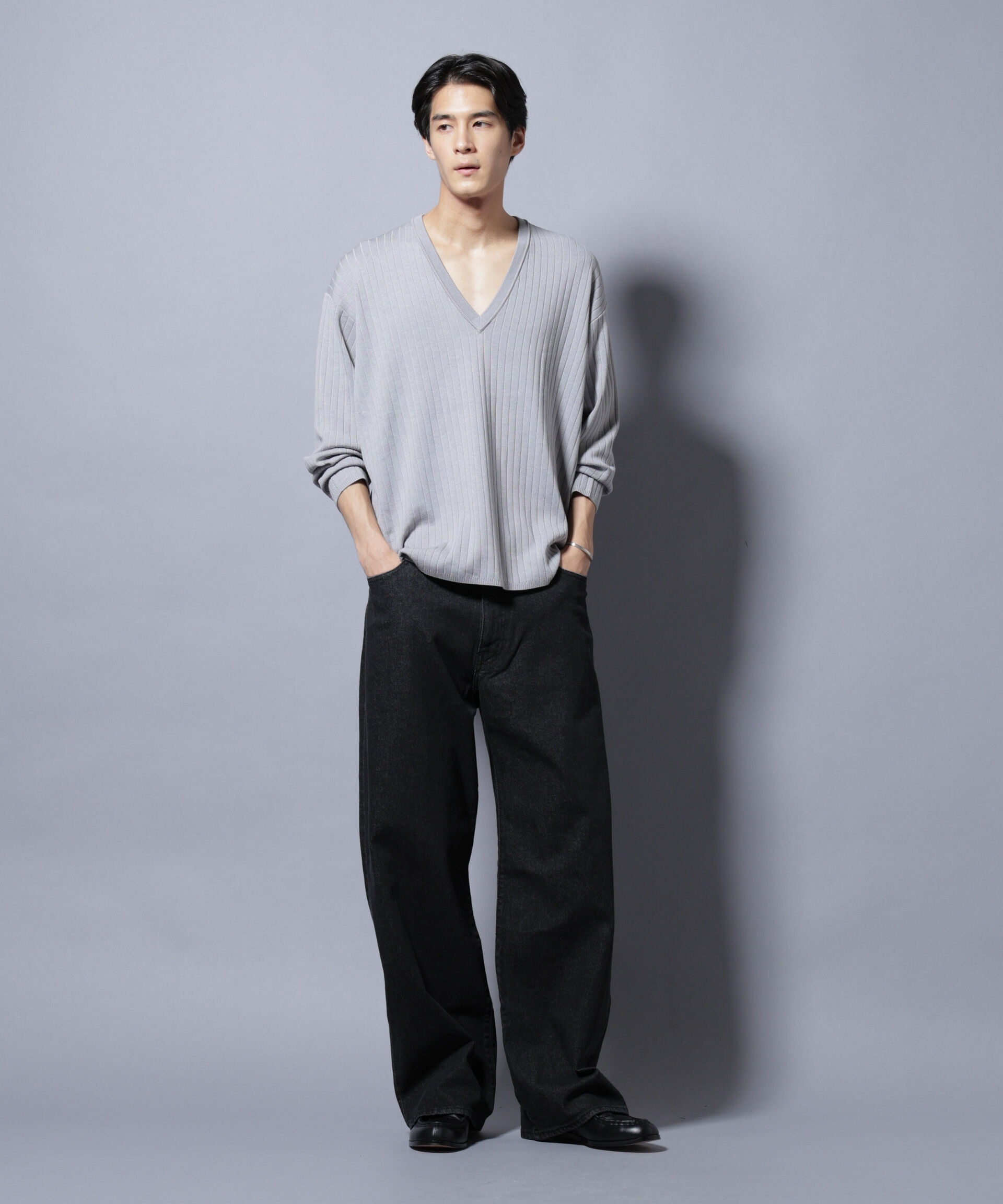 nano･universe「CICA&UVカット リブニットVネック」|ニット・セーター|