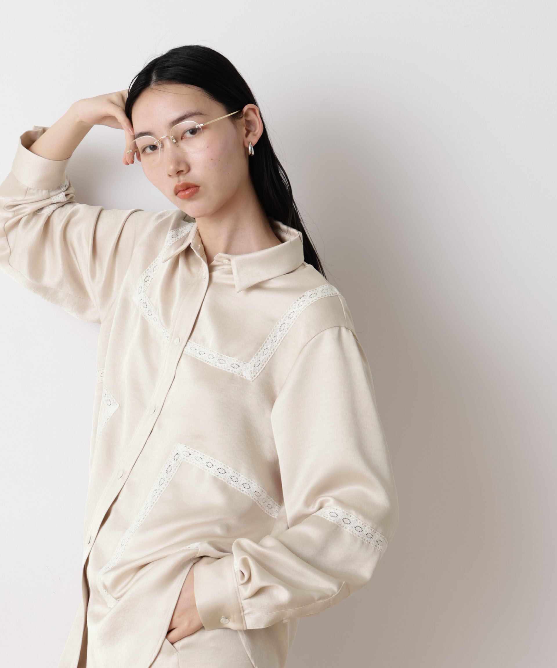 nano･universe「「STEVELOUR」サテンレーストリミングブラウス(セットアップ可)」|シャツ・ブラウス|