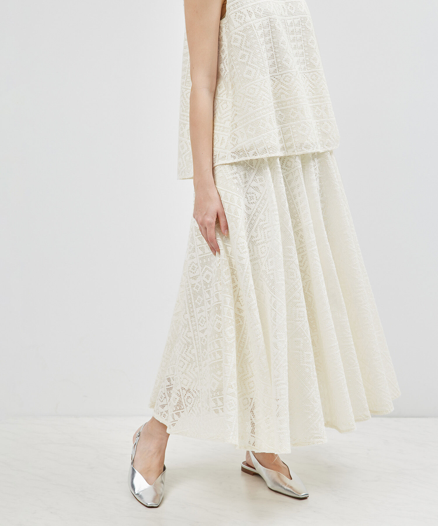 ROPE「ジオメトリックレースフレアスカート【セットアップ対応】【雑誌掲載】【メディア掲載】」|スカート|