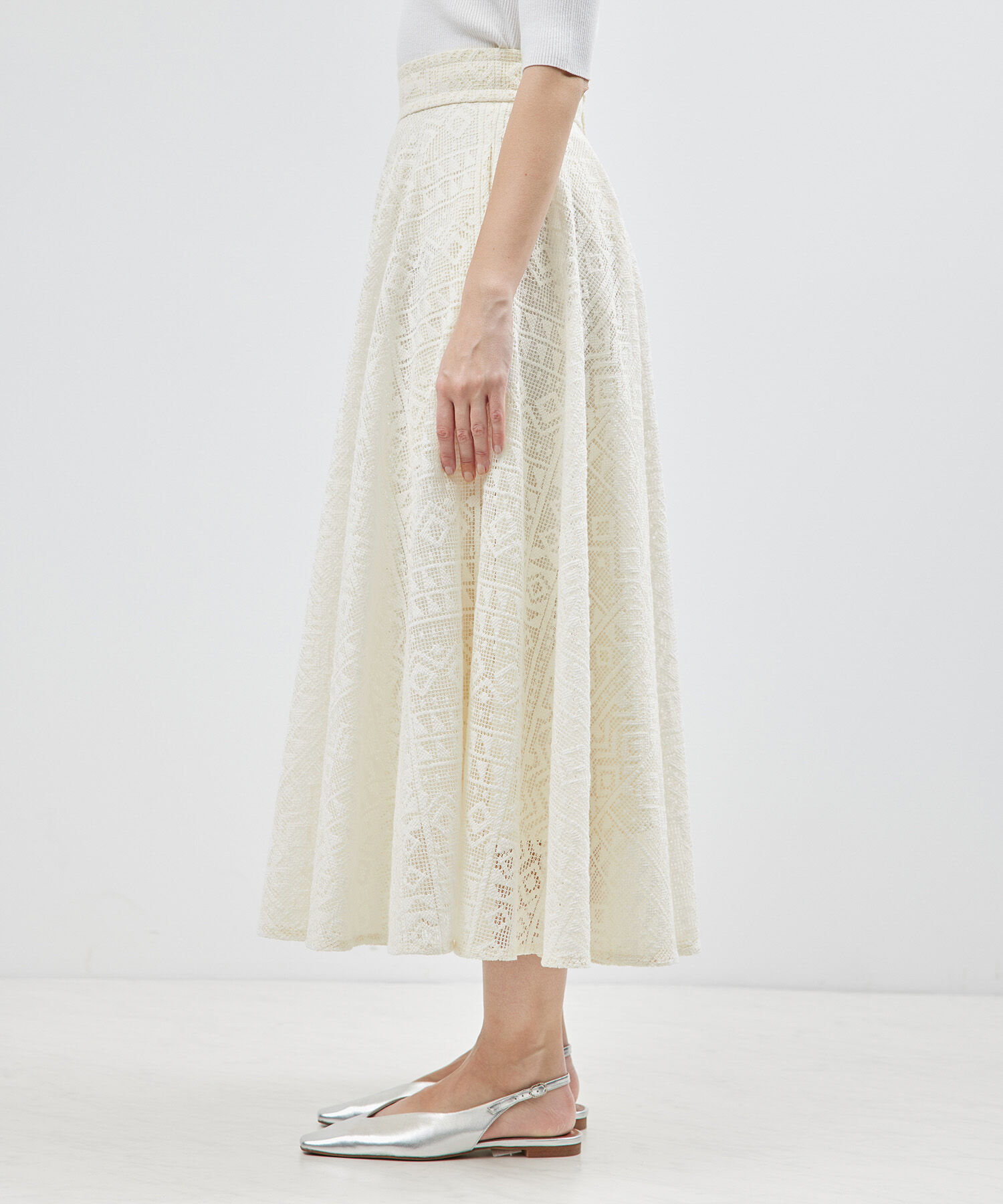 ROPE「ジオメトリックレースフレアスカート【セットアップ対応】【雑誌掲載】【メディア掲載】」|スカート|