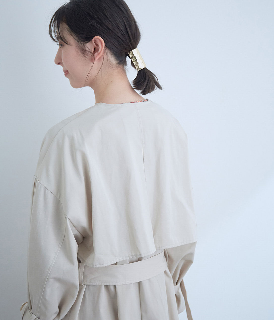 VIS「【撥水】【花粉ガード】ノーカラー袖ボリュームコート」|トレンチコート|