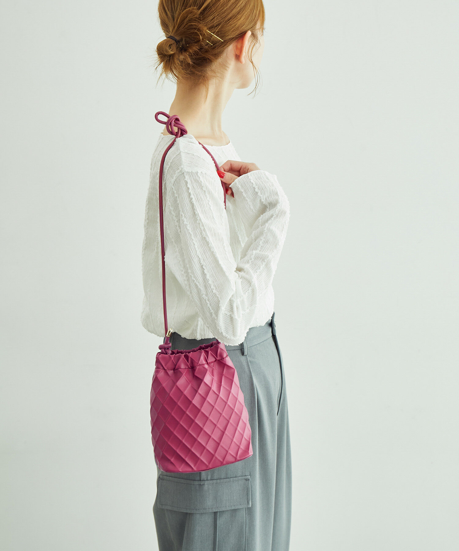 ROPE PICNIC PASSAGE「スクエアエンボスドロストリングショルダーバッグ」|ショルダー・メッセンジャー|