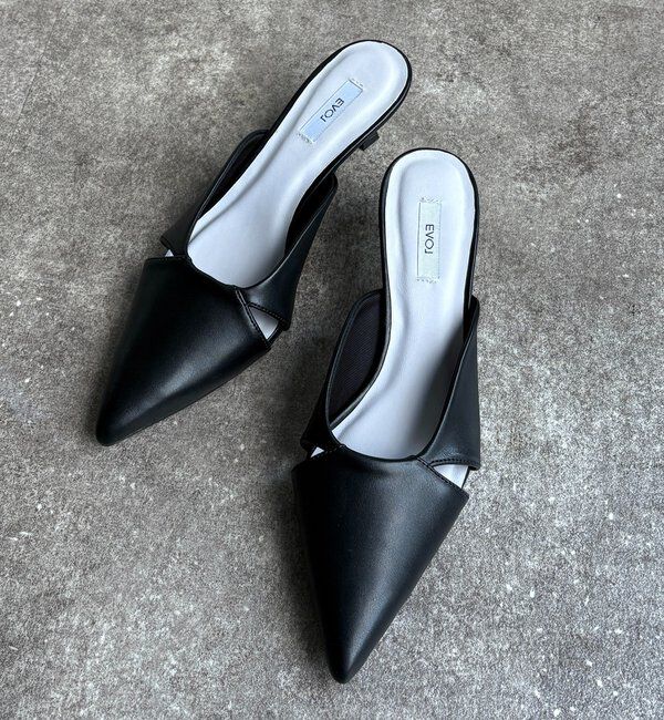  「デザインカットパンプス」|その他|