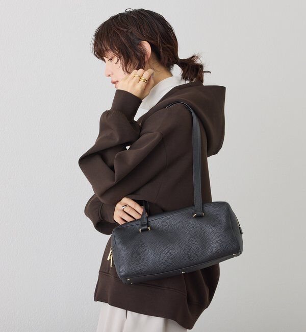  「【コーデのポイントに】ワイドスクエアショルダーバッグ」|ショルダー・メッセンジャー|