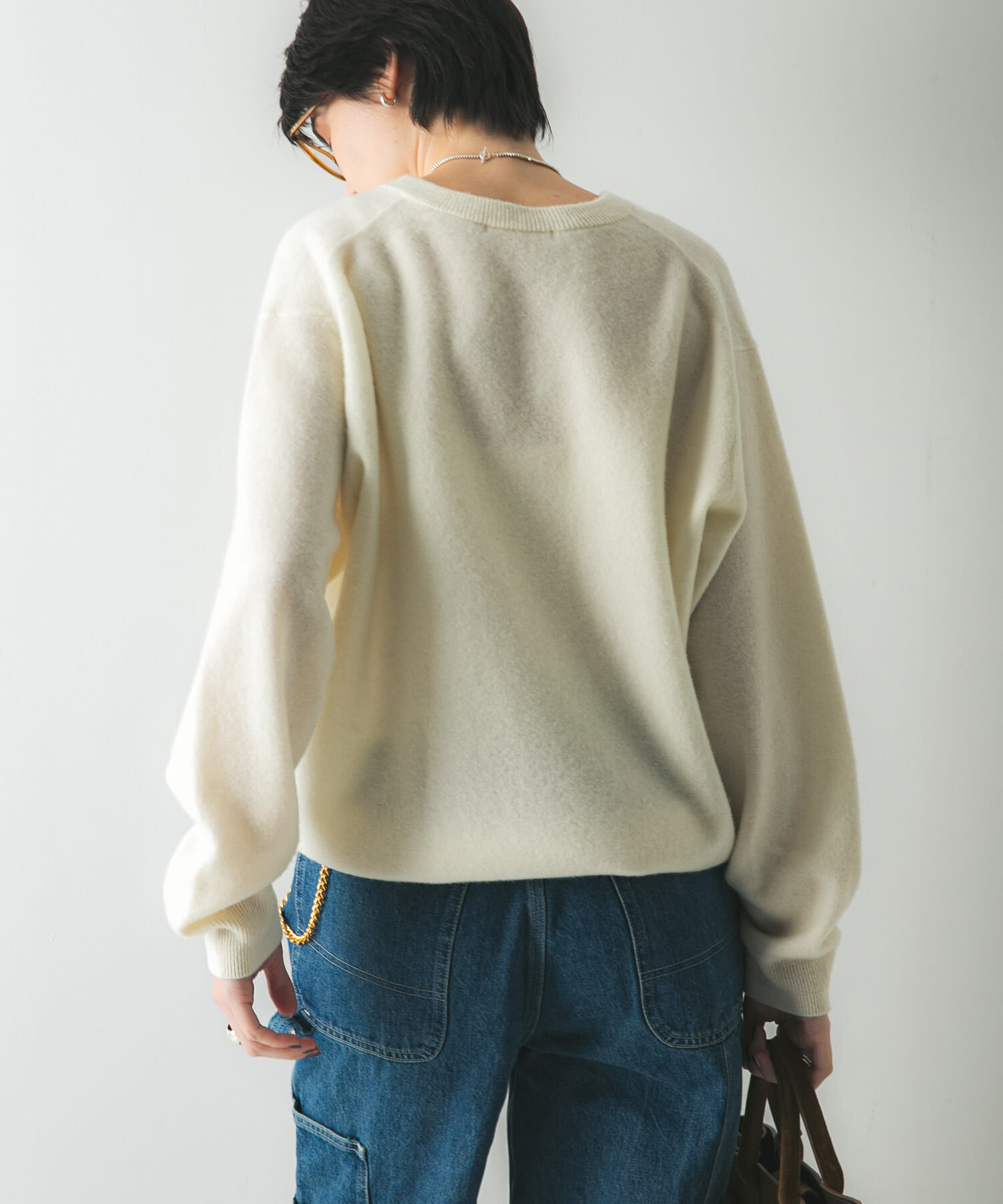 URBAN RESEARCH「ウール100 Vネックルーズソフトニット」|ニット・セーター|