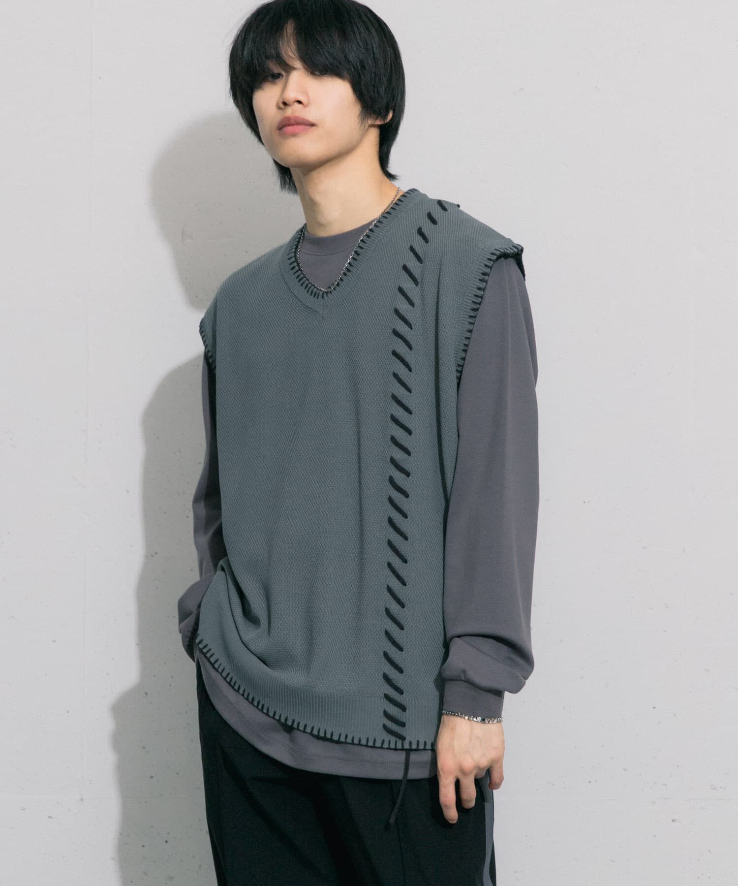 SENSE OF PLACE by URBAN RESEARCH「ブランケットステッチVネックベスト」|ベスト・ジレ|