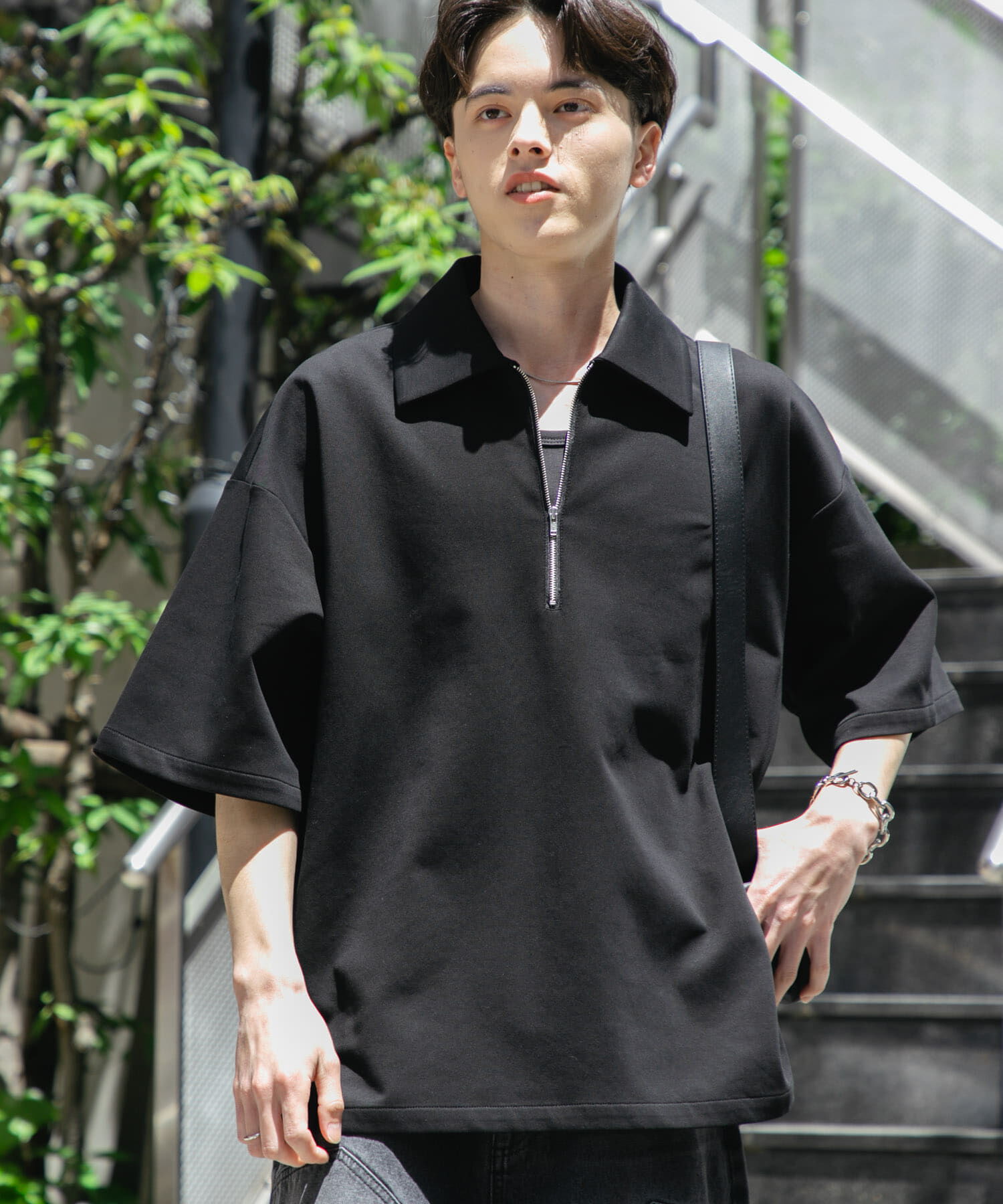 SENSE OF PLACE by URBAN RESEARCH「『ユニセックス』ダンボールポンチハーフジップショートスリーブTシャツ」|Tシャツ・カットソー|