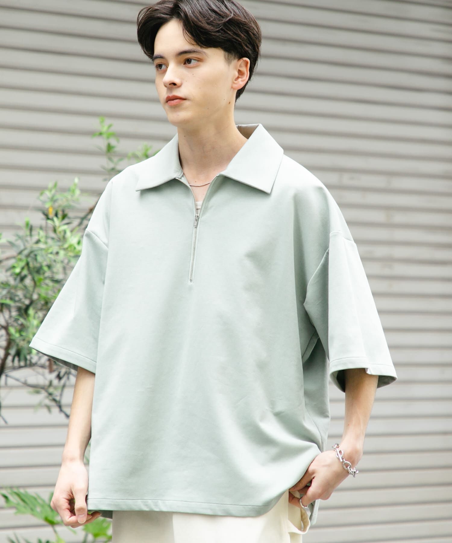 SENSE OF PLACE by URBAN RESEARCH「『ユニセックス』ダンボールポンチハーフジップショートスリーブTシャツ」|Tシャツ・カットソー|