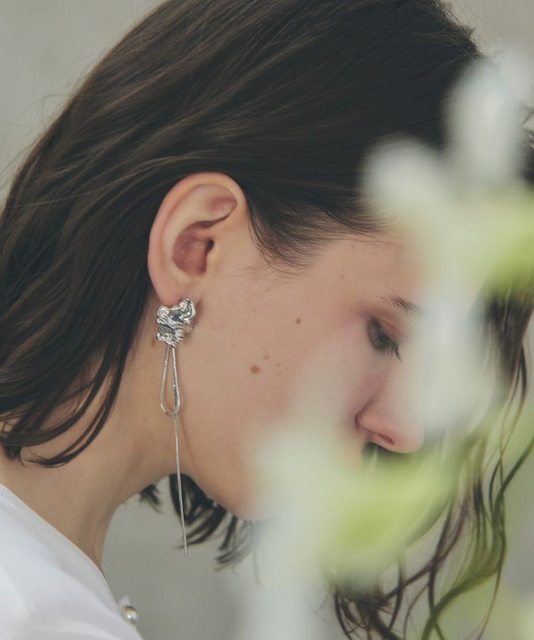 YECCA VECCA「ニュアンスメタルチェーンピアス」|ピアス|