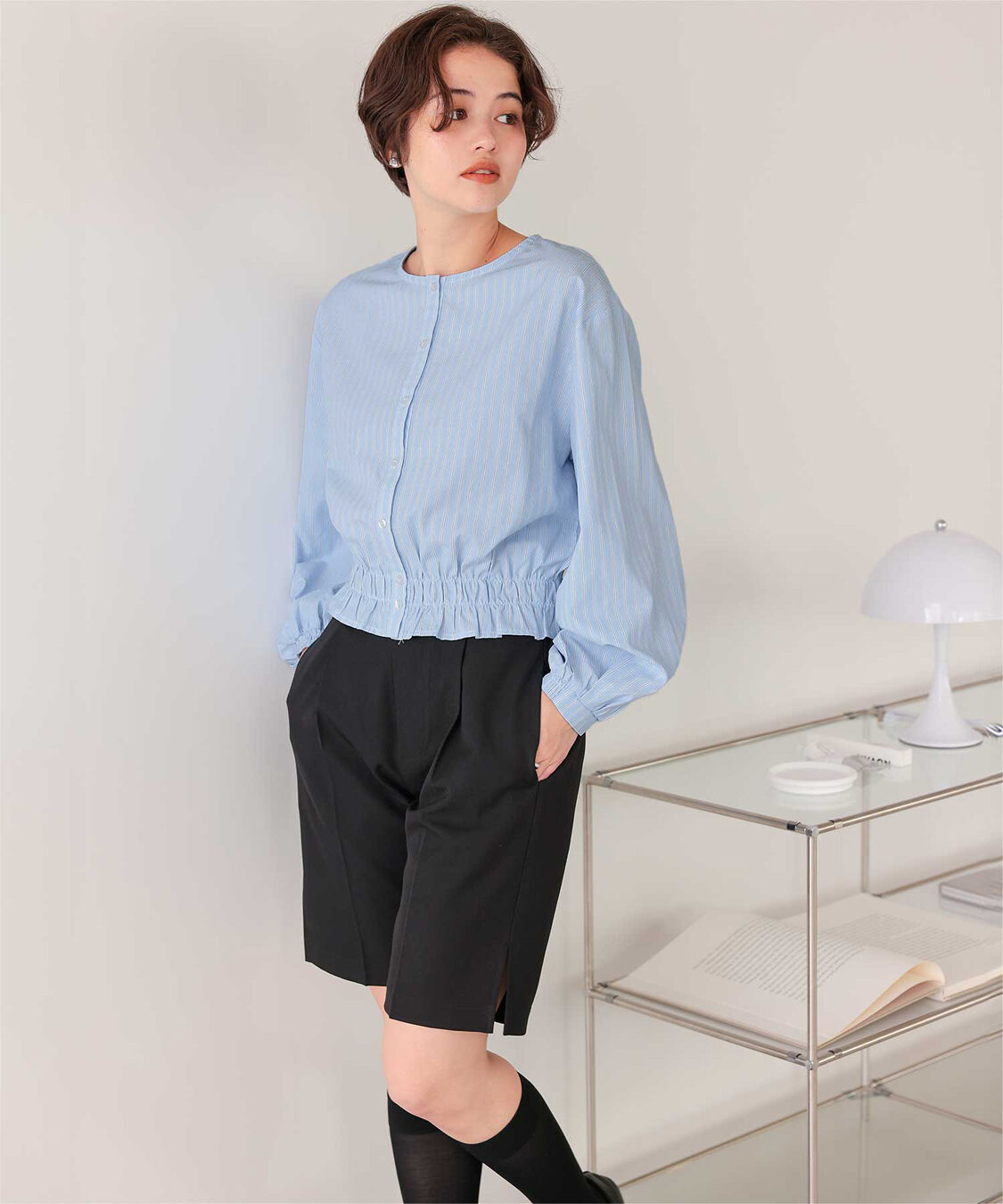titivate「クルーネック裾シャーリングブラウス」|シャツ・ブラウス|