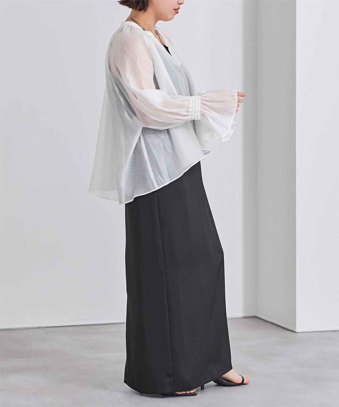 ur's「フレアスリーブスキッパーシアーブラウス」|シャツ・ブラウス|